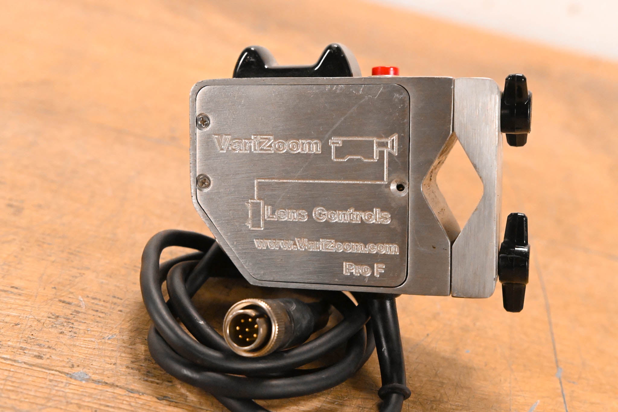 VariZoom VZ-PRO-F 8-pin Fujinon Zoom Control