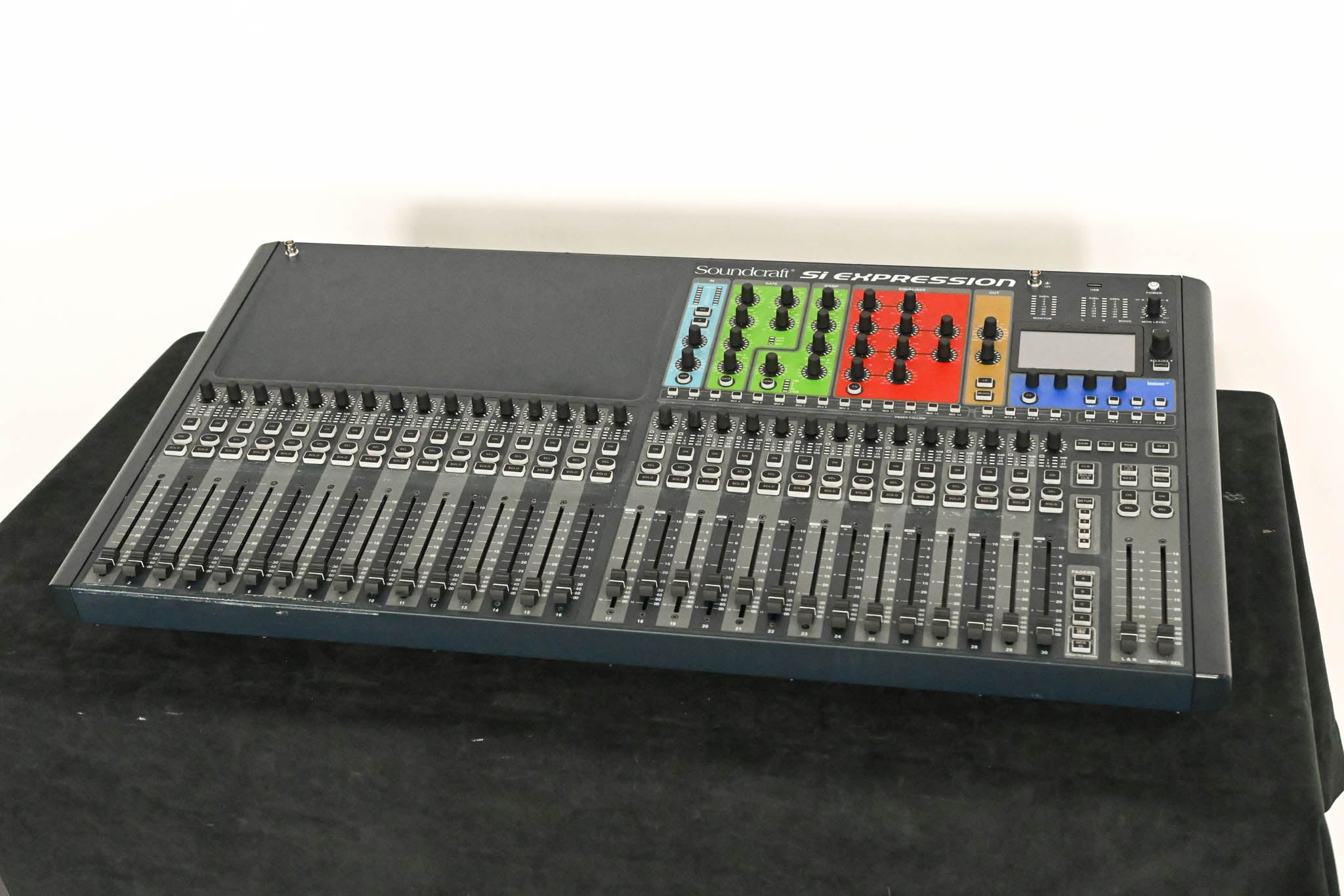 Soundcraft Si Expression 3 32-Channel Digital Mixer