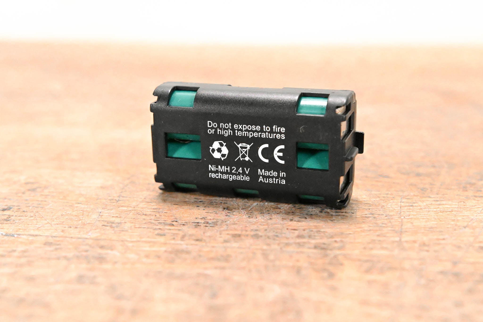 AKG BP4000 Battery Pack for WMS4000/4500 Wireless Microphone System