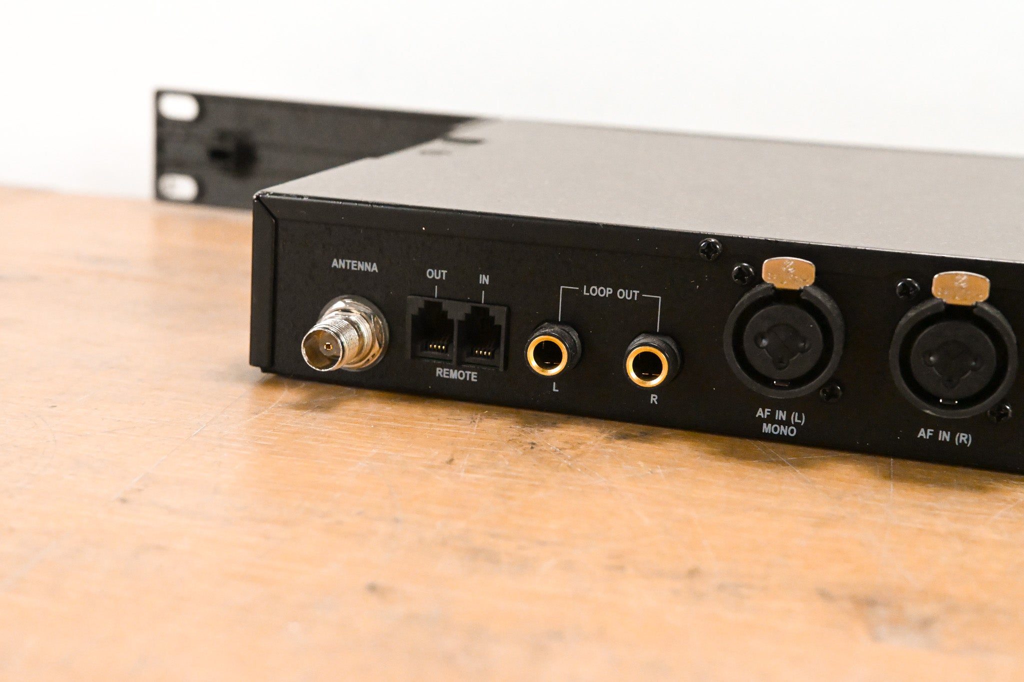 Mipro MI-909T/R Digital IEM System - 5E Range: 480-544 MHz (NO PSU)