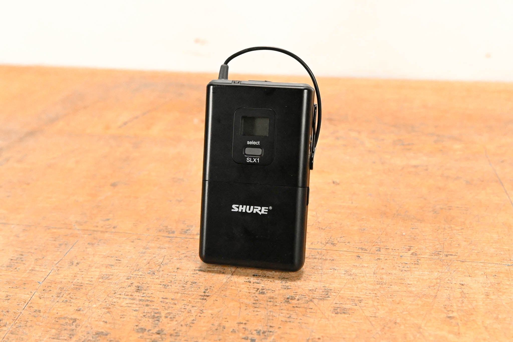 Shure SLX1 Wireless Bodypack Transmitter - H5 Band: 518-542 MHz