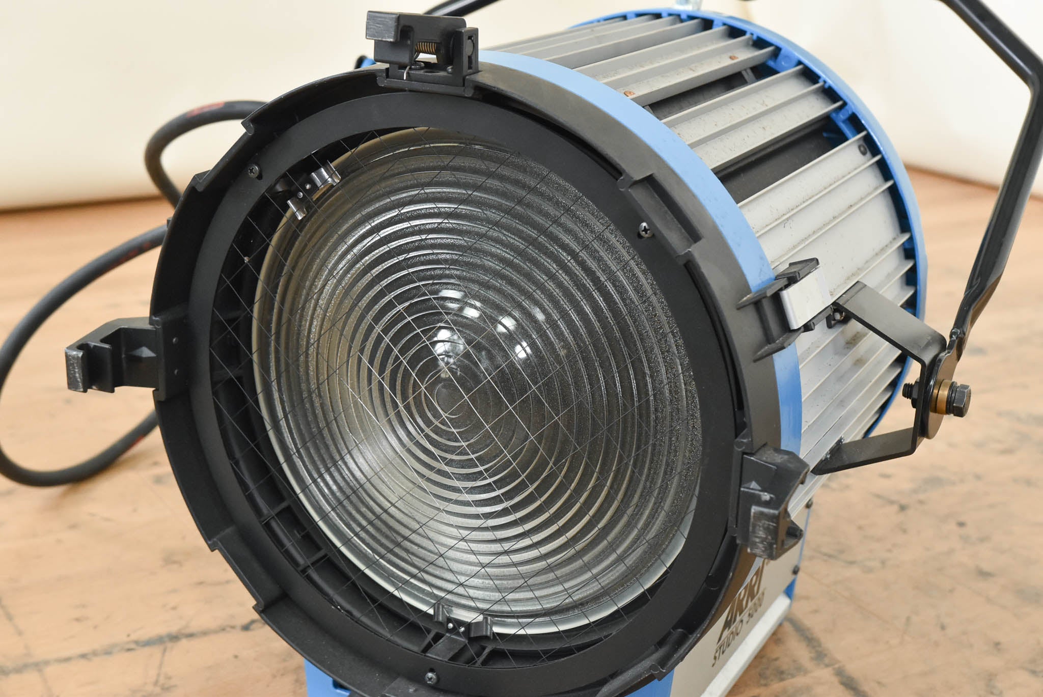 ARRI Studio 5000 Tungsten Fresnel Spotlight