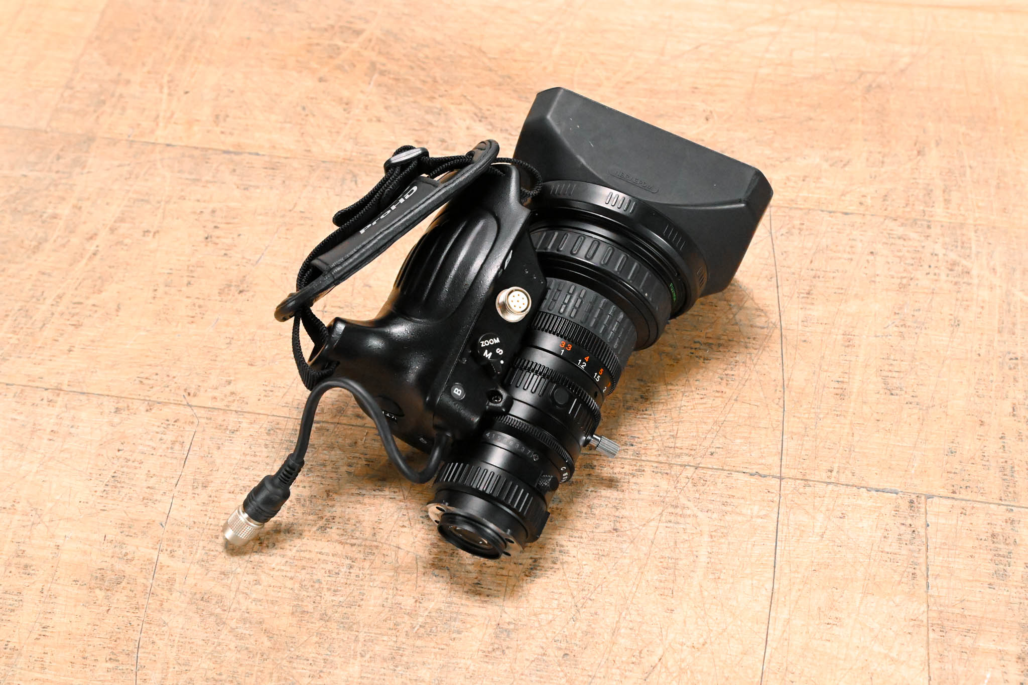 Fujinon Th16x5.5BRMU 1/3" Broadcast Zoom Lens - 1:1.4/5.5-88mm