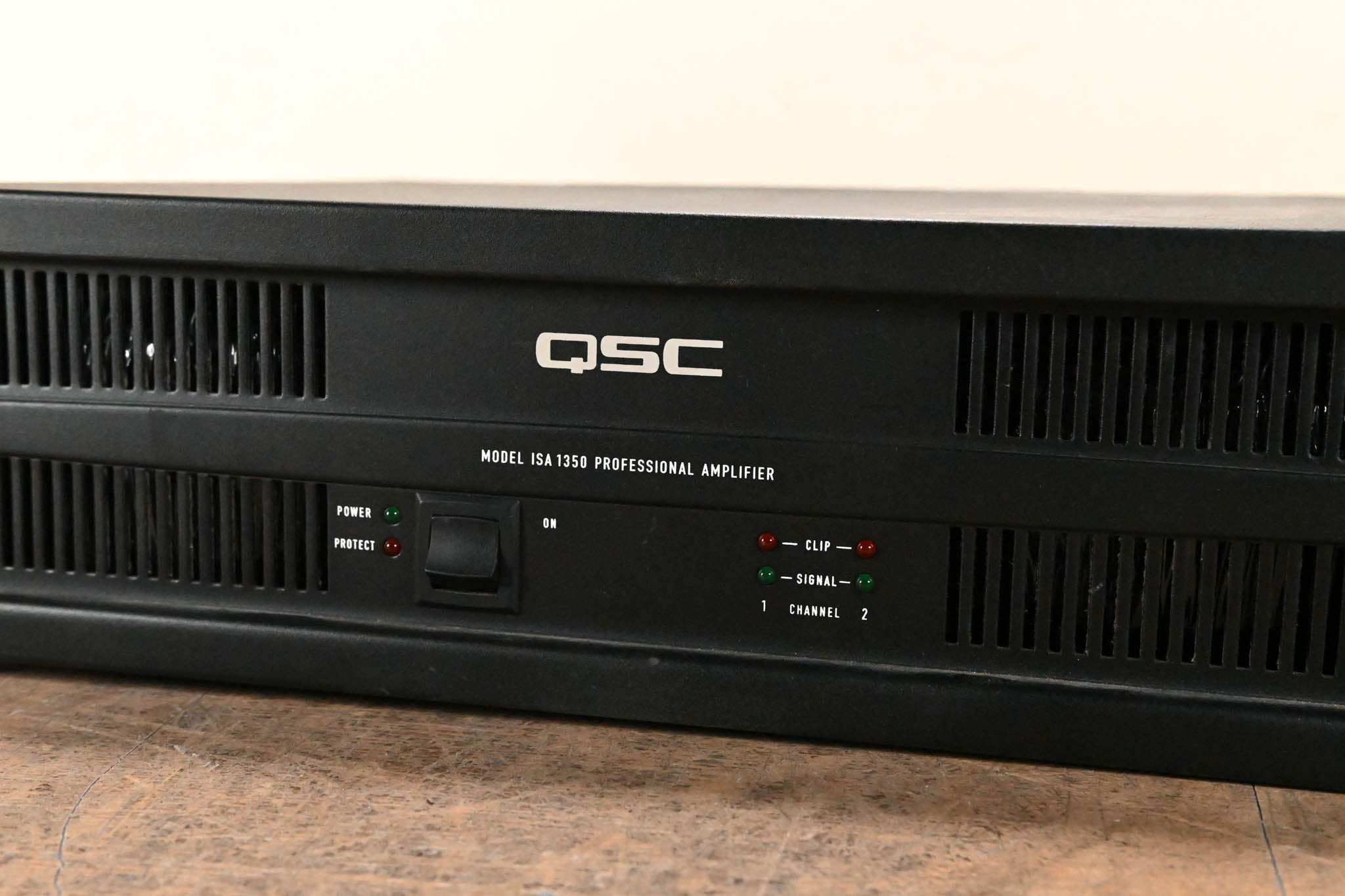 QSC ISA1350 2-Channel Power Amplifier
