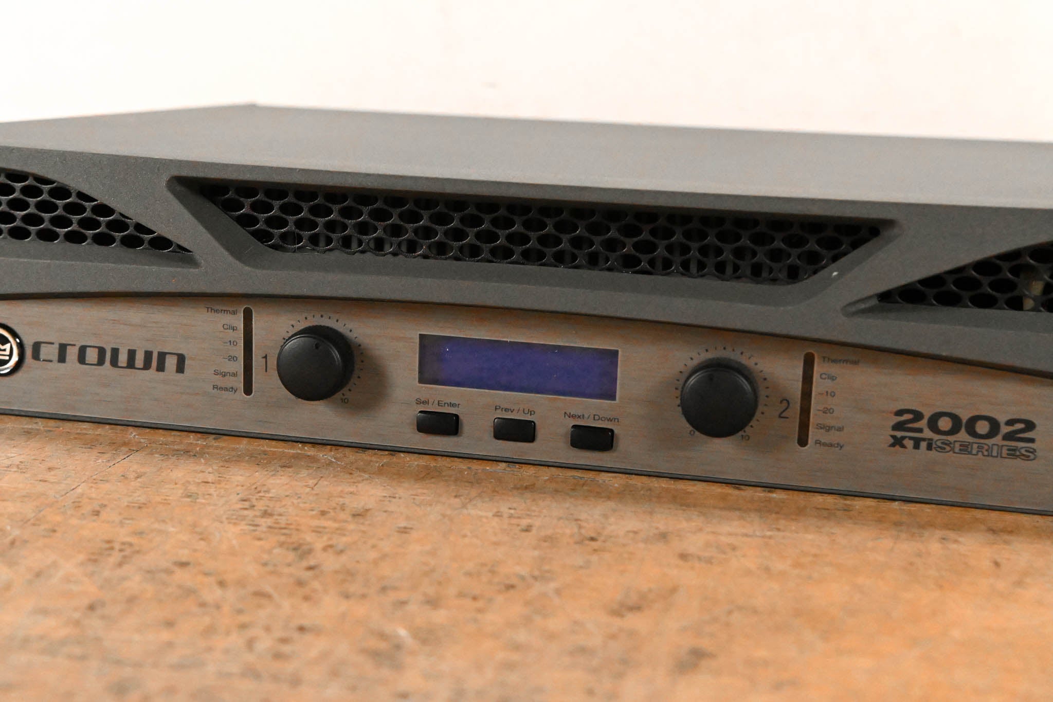 Crown XTi 2002 2-Channel Power Amplifier