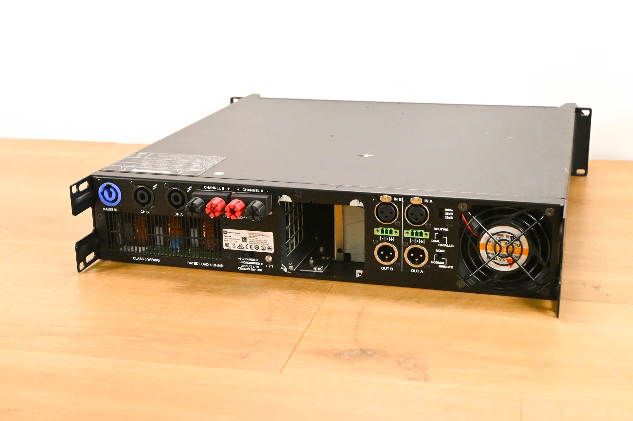 Electro-Voice (EV) TG-7 Tour-Grade Stereo Power Amplifier