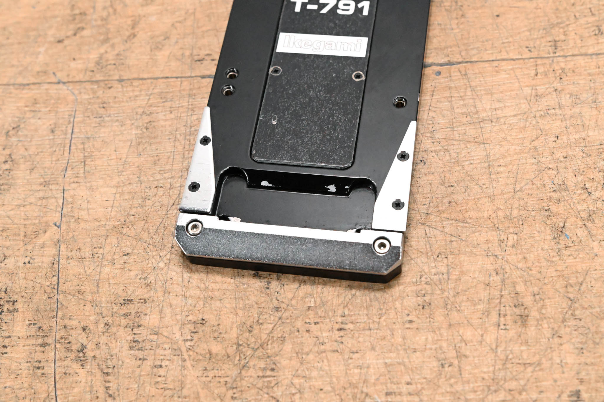 Ikegami T-791 Tripod Mounting Plate