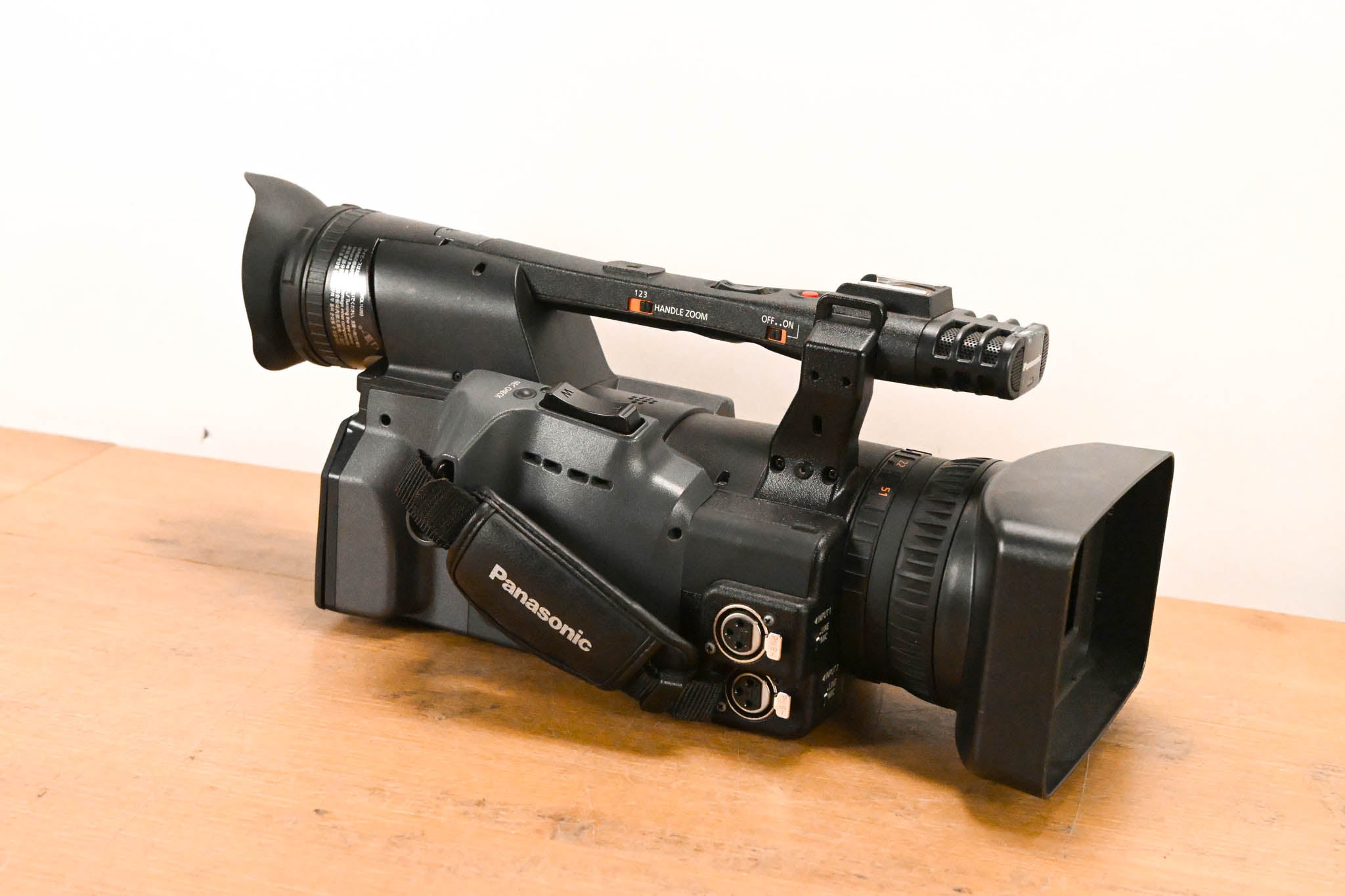 Panasonic AG-HMC150P AVCCAM Camcorder