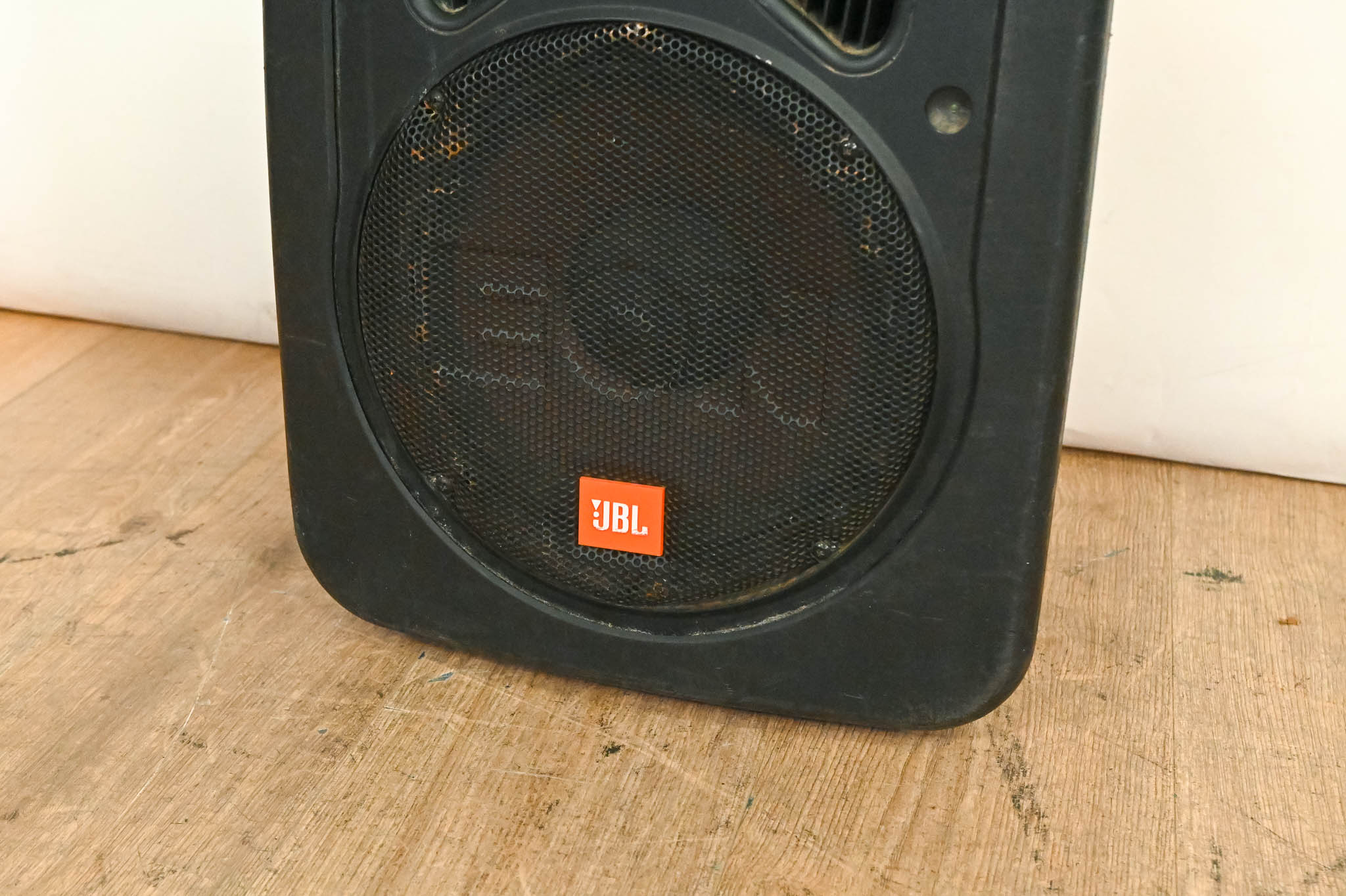 JBL EON10 G2 10" 2-Way Powered Speaker