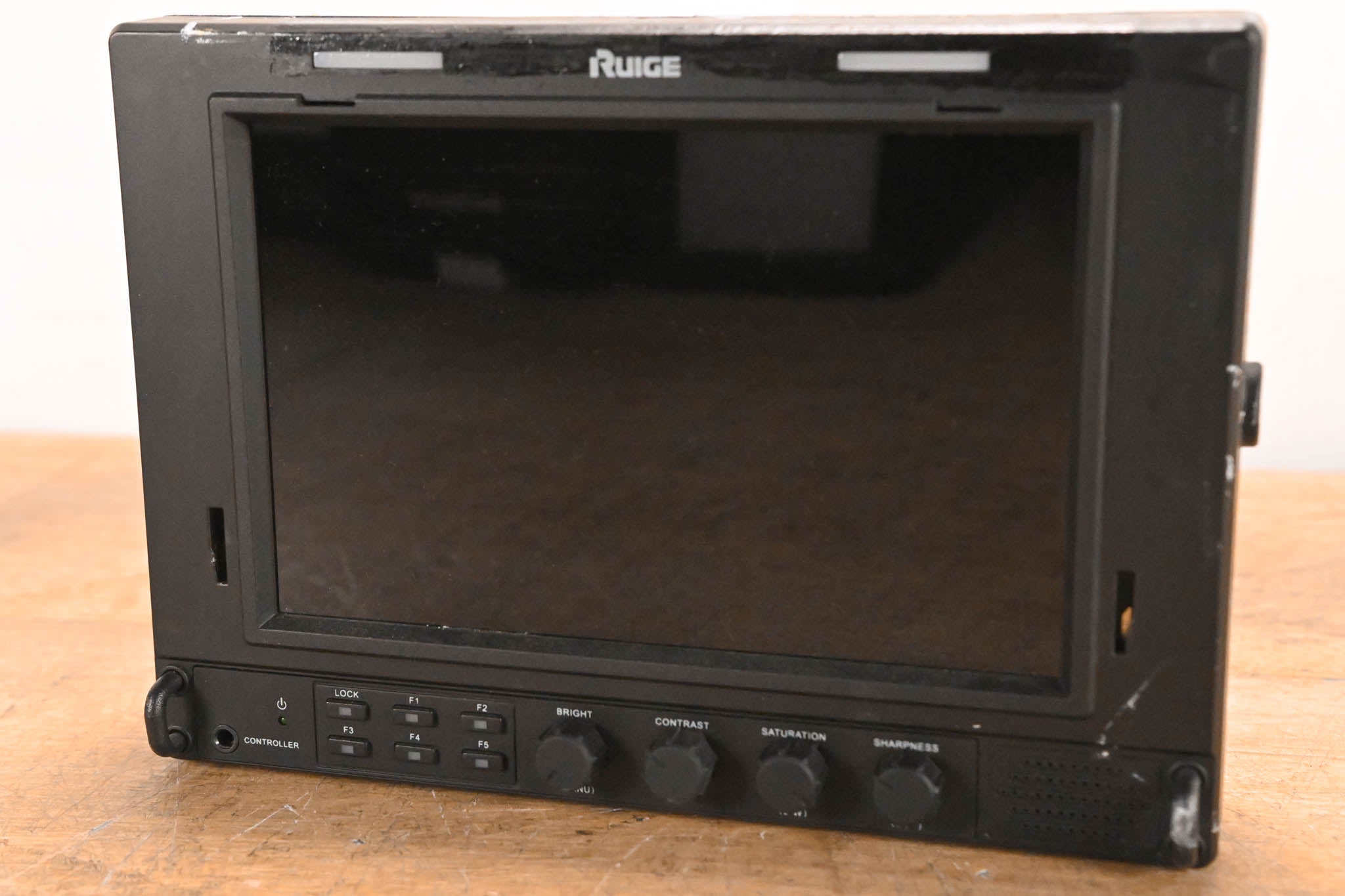 Ruige VF-701HDA 7-Inch HD Viewfinder