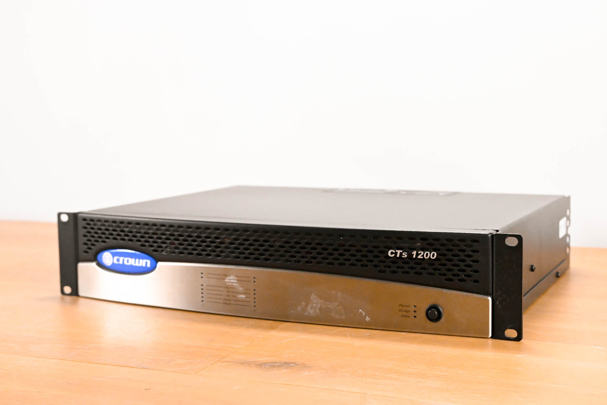 Crown CTs 1200 Two-Channel 600W Power Amplifier