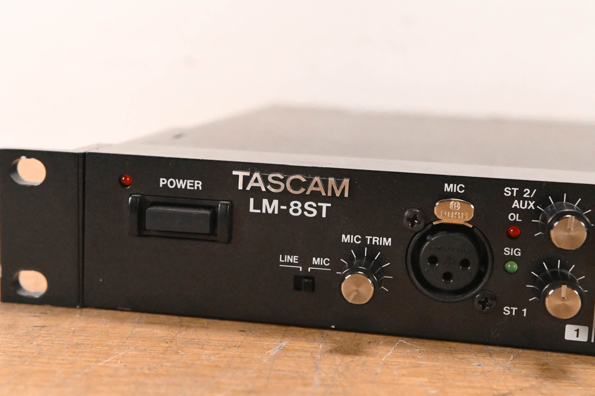 TASCAM LM-8ST Rackmount Line Mixer
