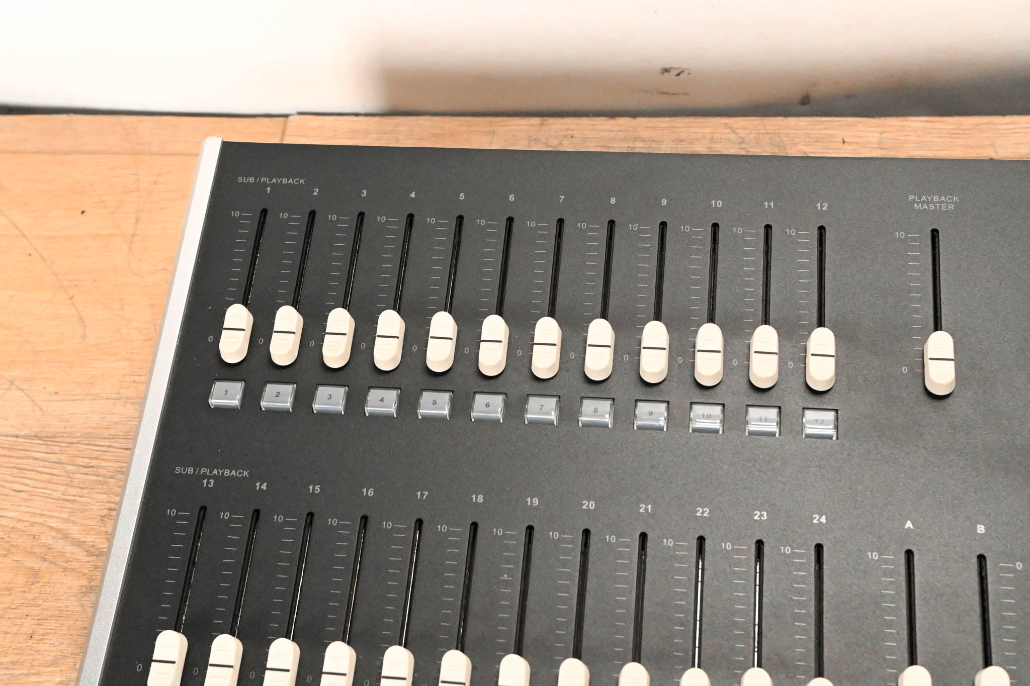 Philips Strand Lighting 250ML Lighting Control Console