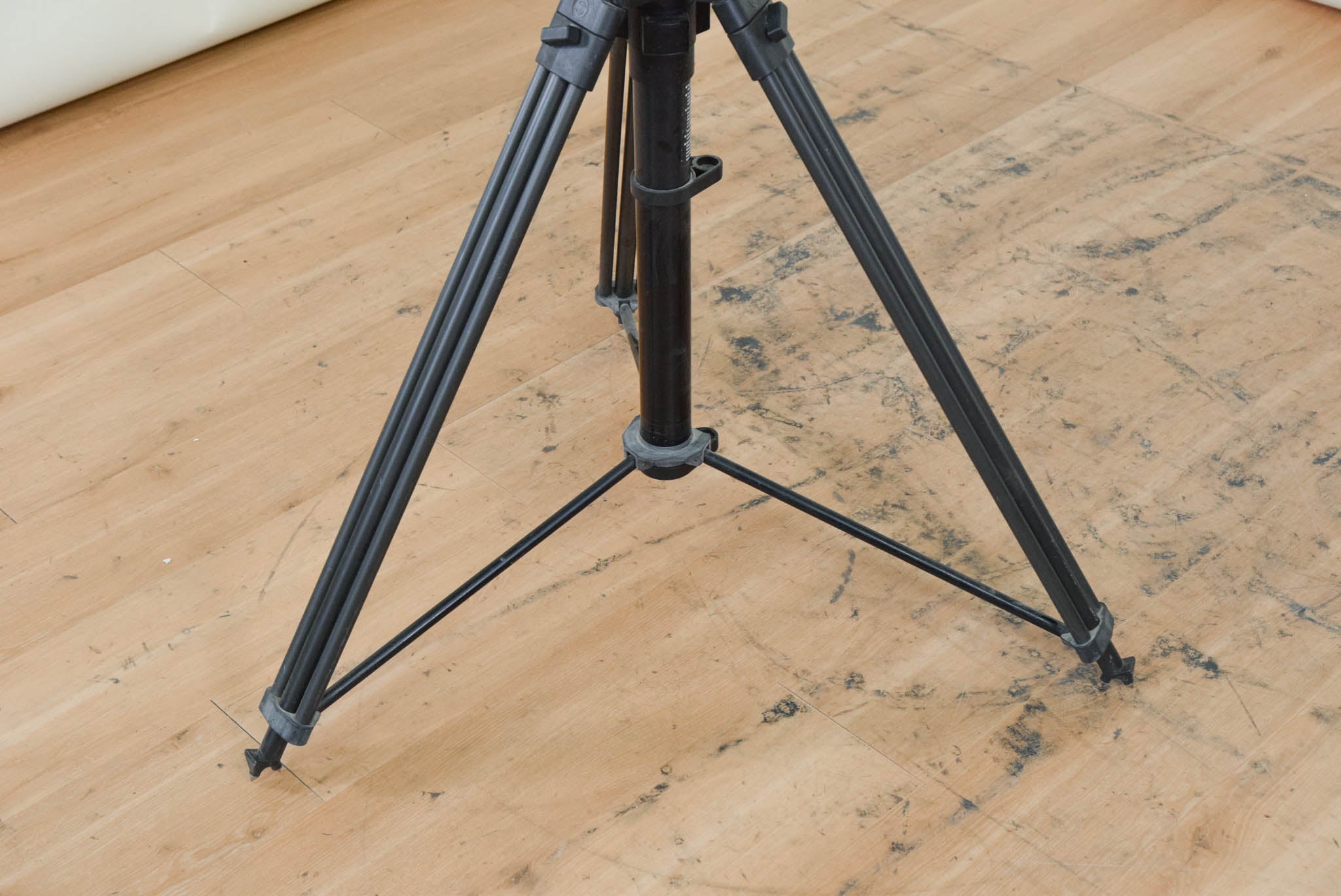 Sachtler-München Video 14 Fluid Head with Tripod CG00NT2