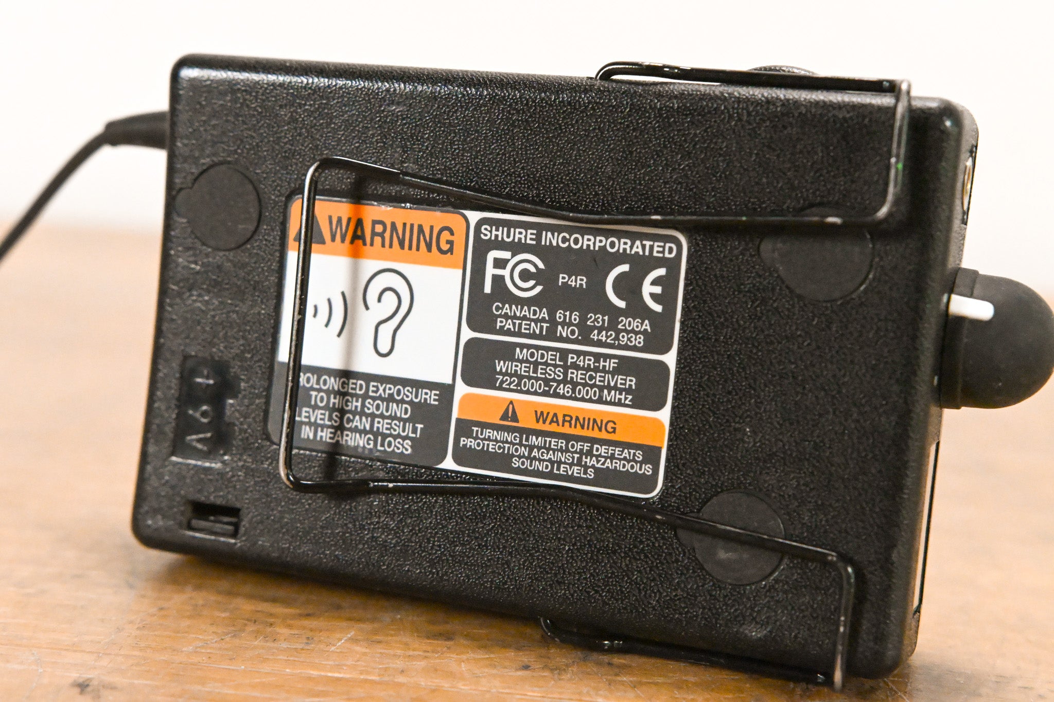 Shure P4R-HF Receiver for PSM 400 Personal Monitor System - 722-746 MHz