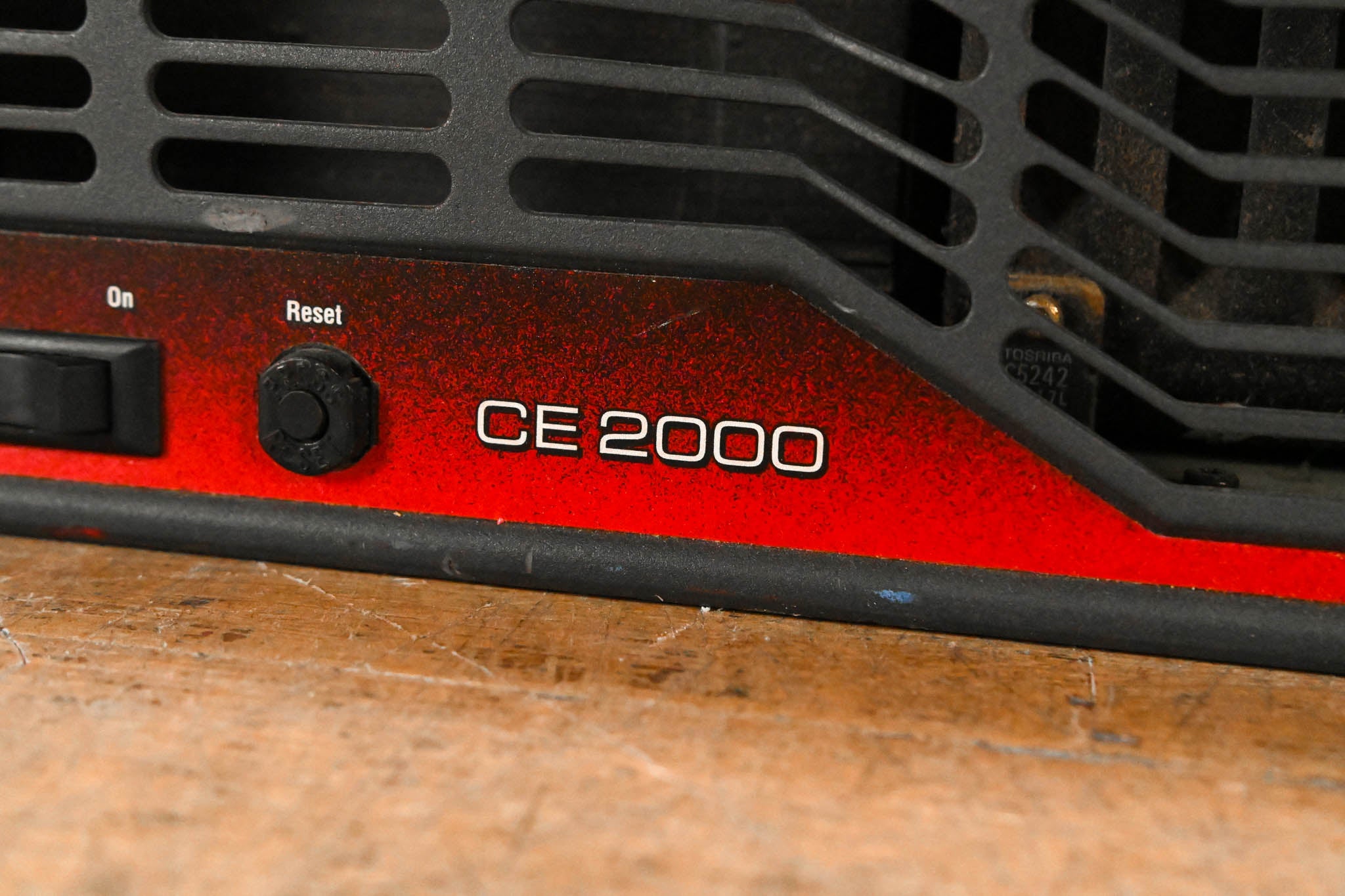 Crown CE2000 2-Channel Power Amplifier