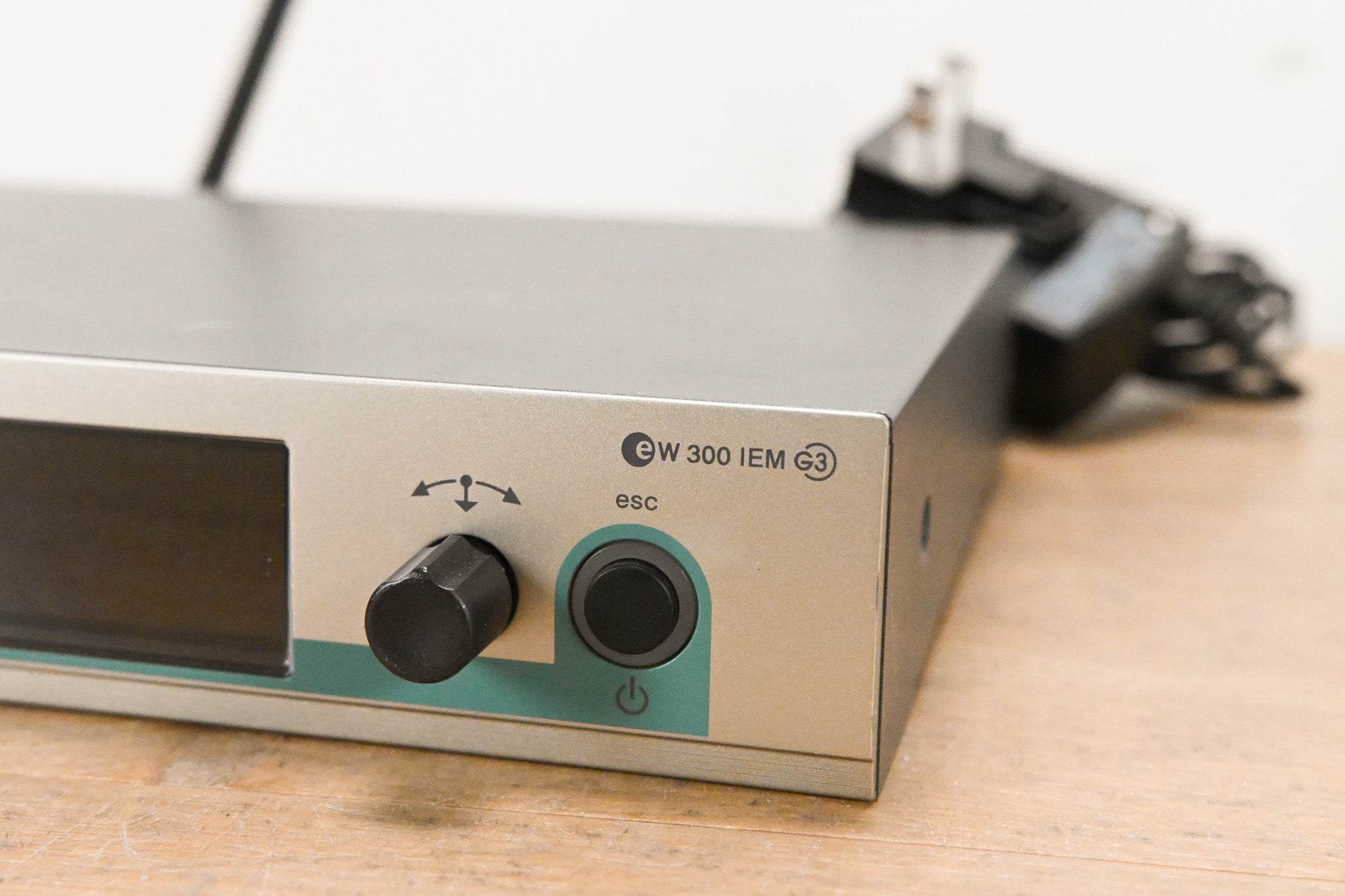 Sennheiser ew 300 IEM G3 Wireless In-Ear Monitoring System - 516-558 MHz