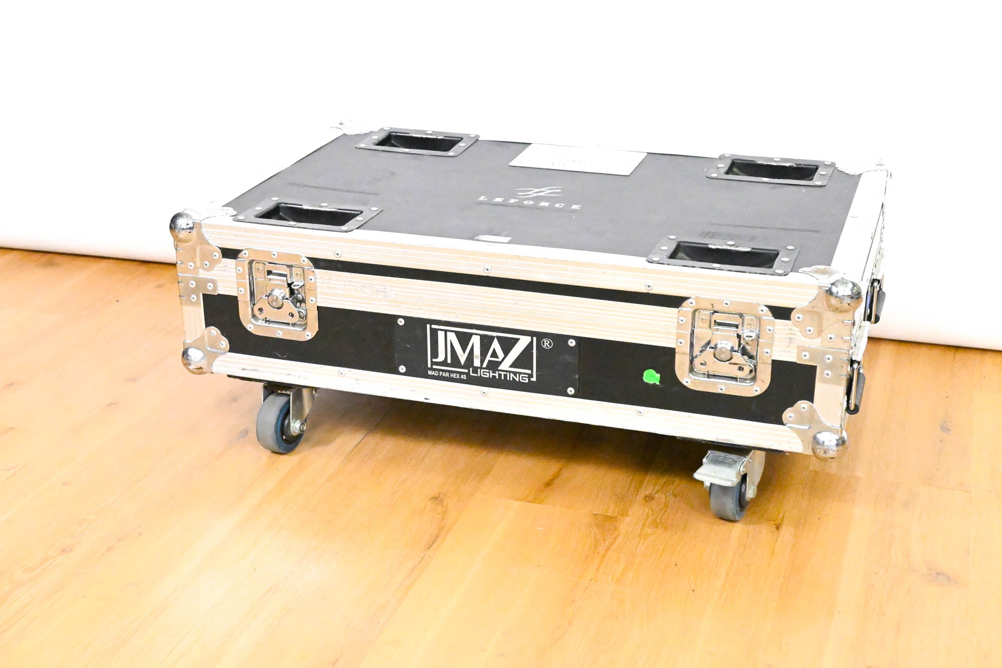 JMAZ Lighting MAD PAR HEX 4S Battery LED Uplight Kit w/ Charging Case