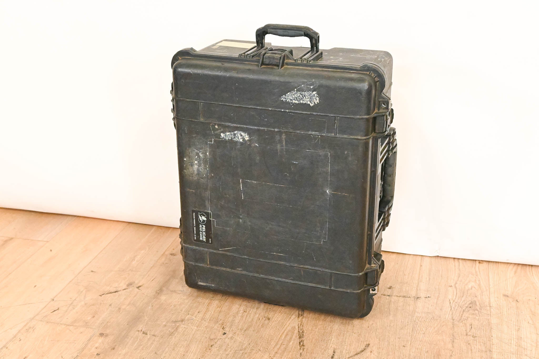 Pelican 1610 Protector Case with Foam