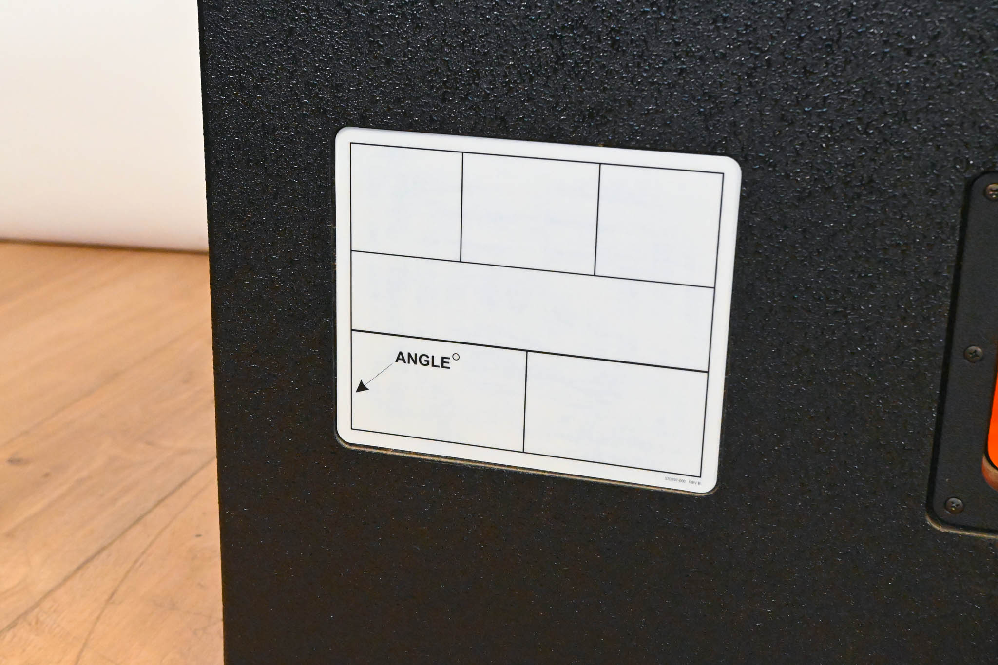 Electro-Voice (EV) Xsub Dual 18" 1200W Subwoofer