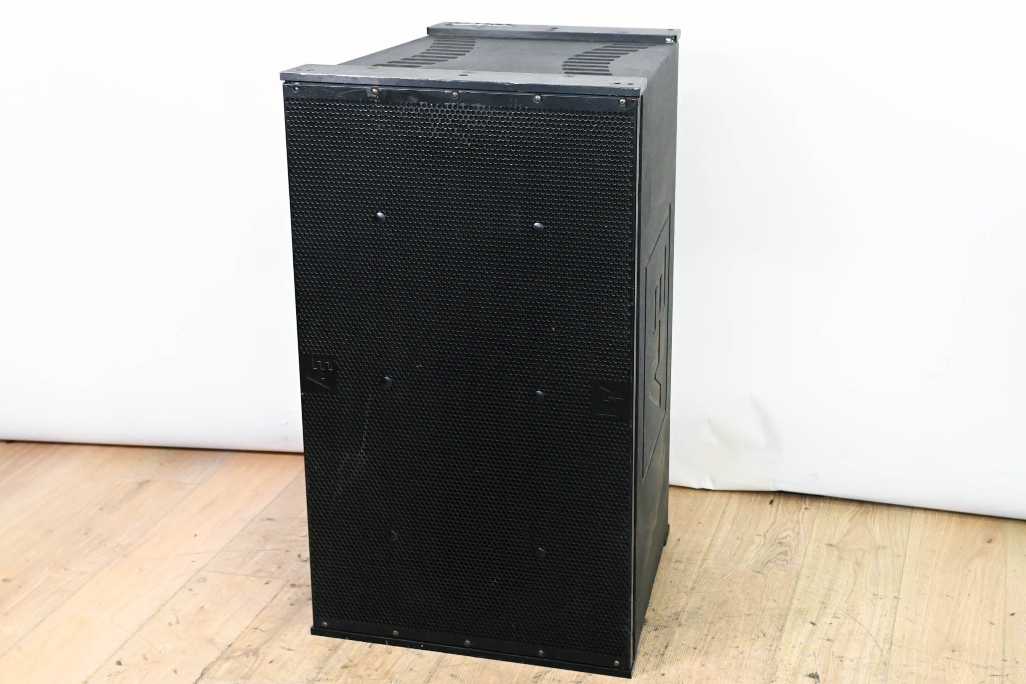 Electro-Voice (EV) XLC118 High Output Subwoofer Line-Array Element