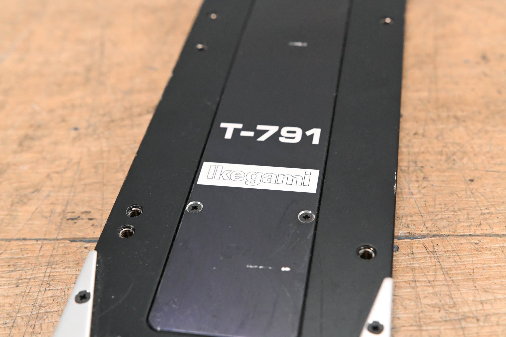 Ikegami T-791 Tripod Mounting Plate