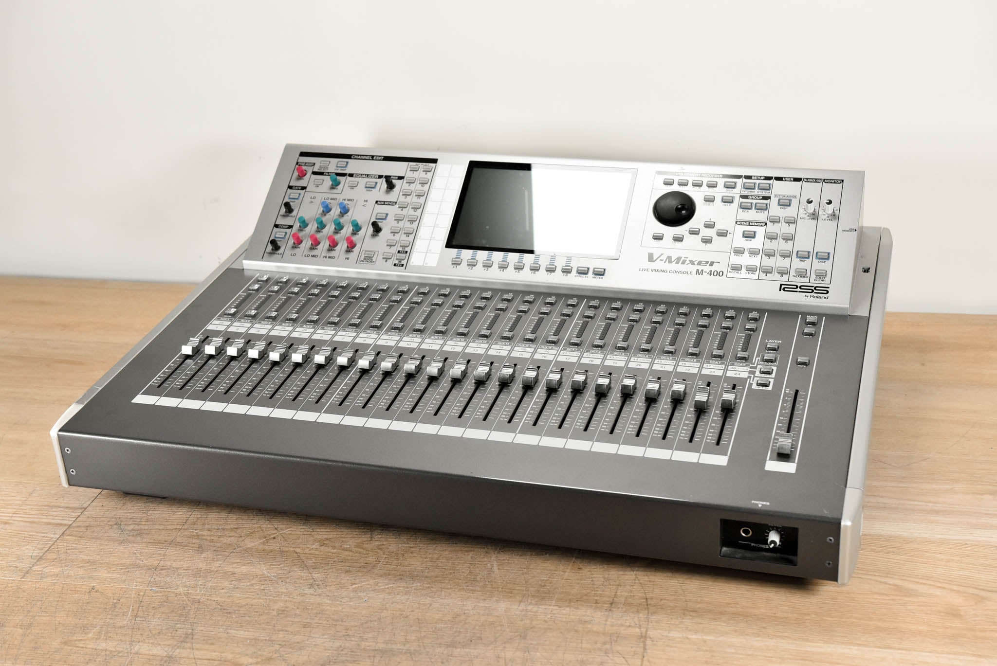 Roland M-400 48-Channel Live Digital Mixing Console