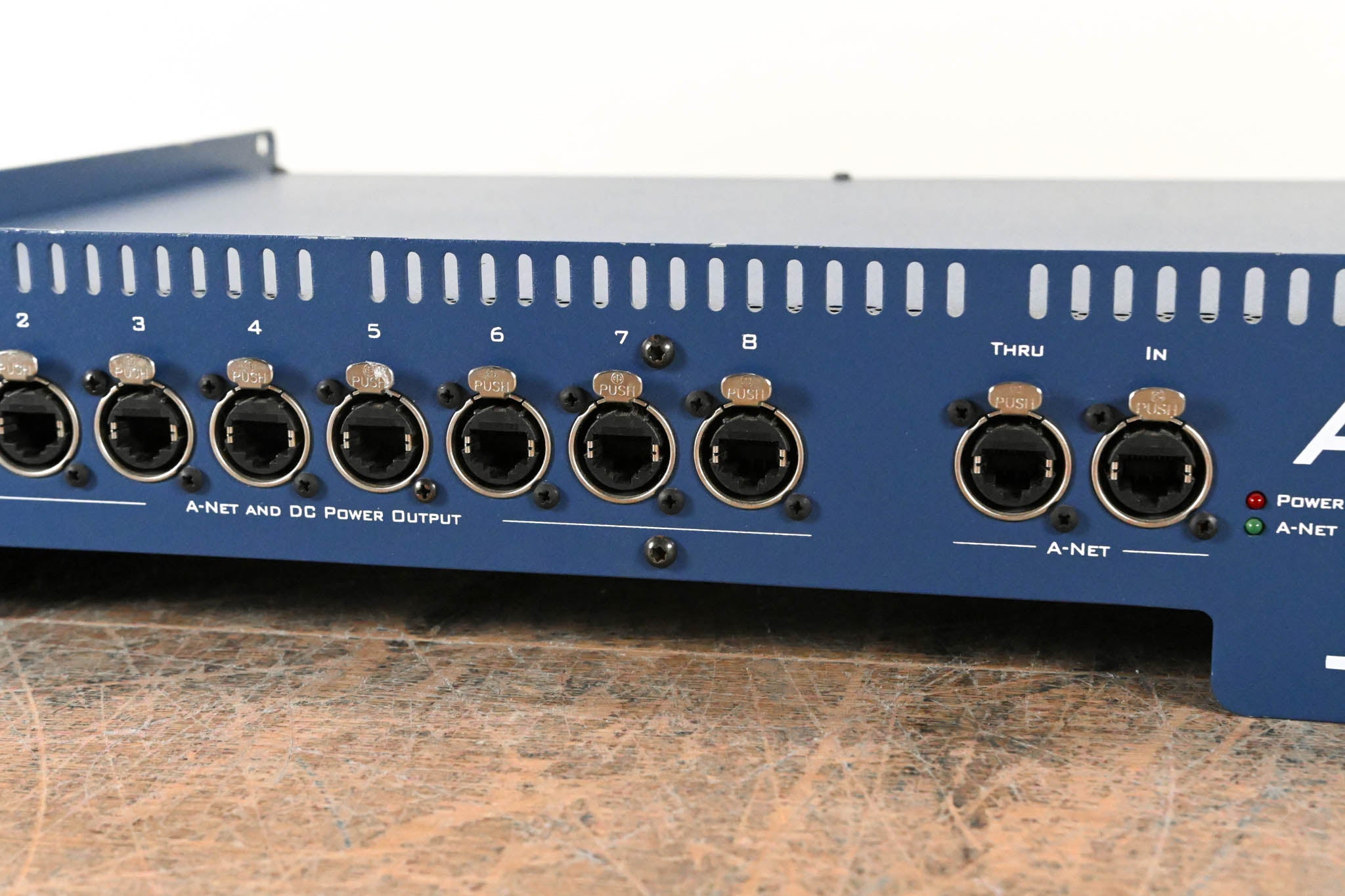 Aviom A-16D Pro A-Net Distributor