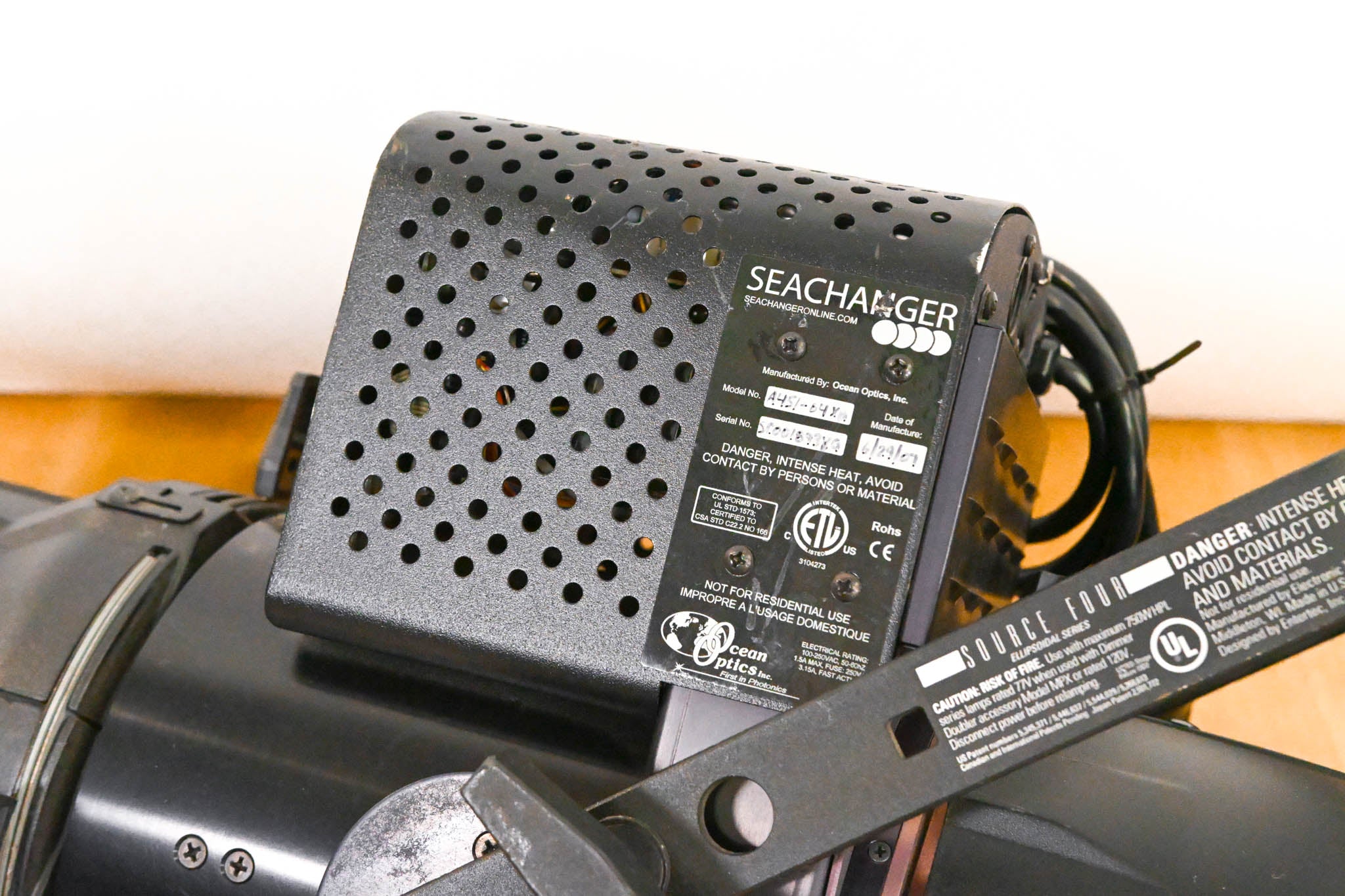 ETC Source Four 750 26 Degree Leko w/OceanOptics SeaChanger Color Engine