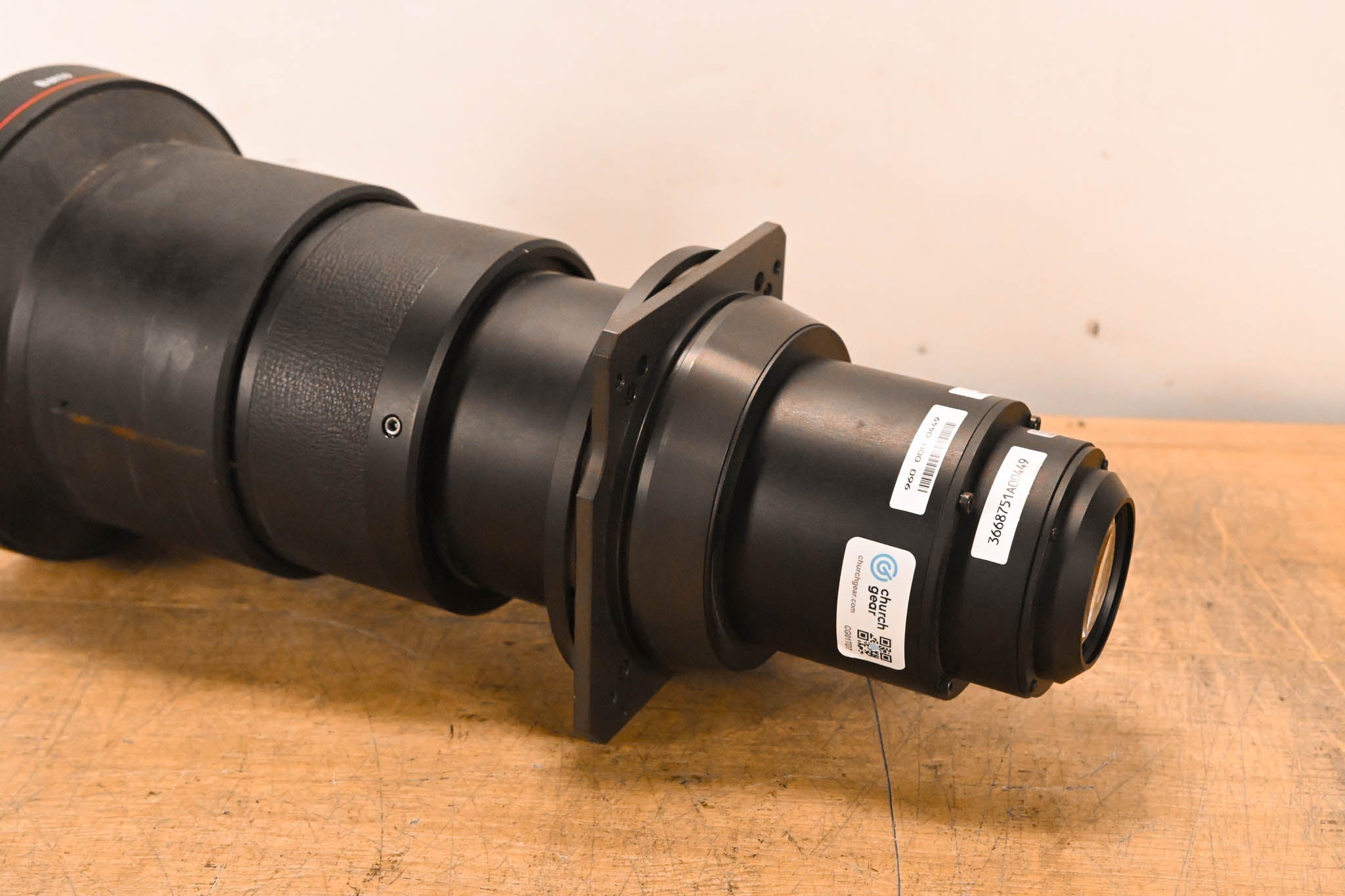 Barco HB TLD+ HD 0.67:1 Projector Lens