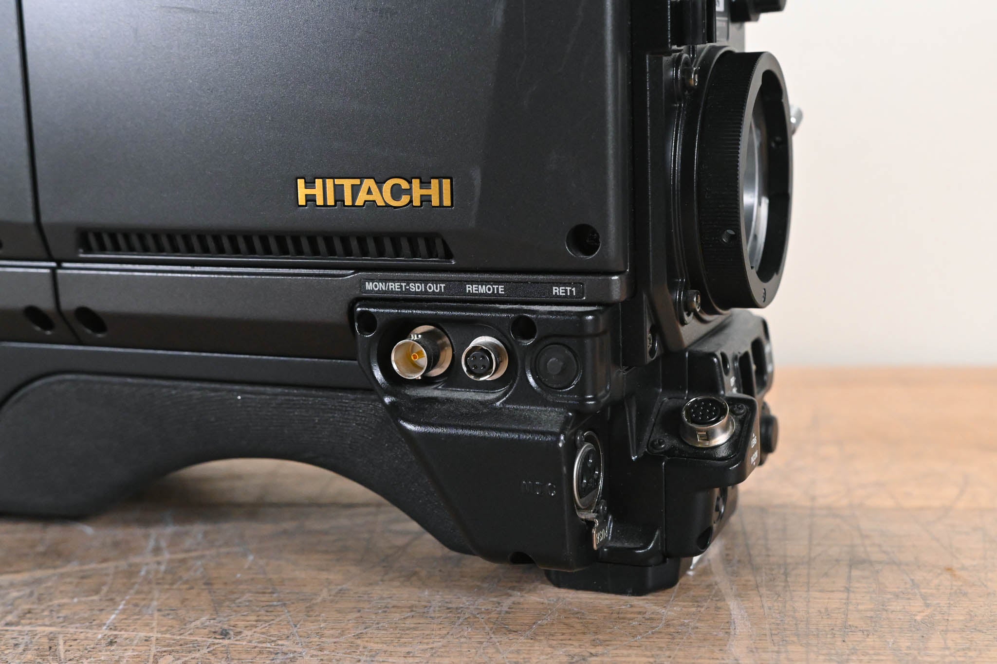 Hitachi Z-HD5000 HDTV Camera with CA-HF1000 Camera Adaptor