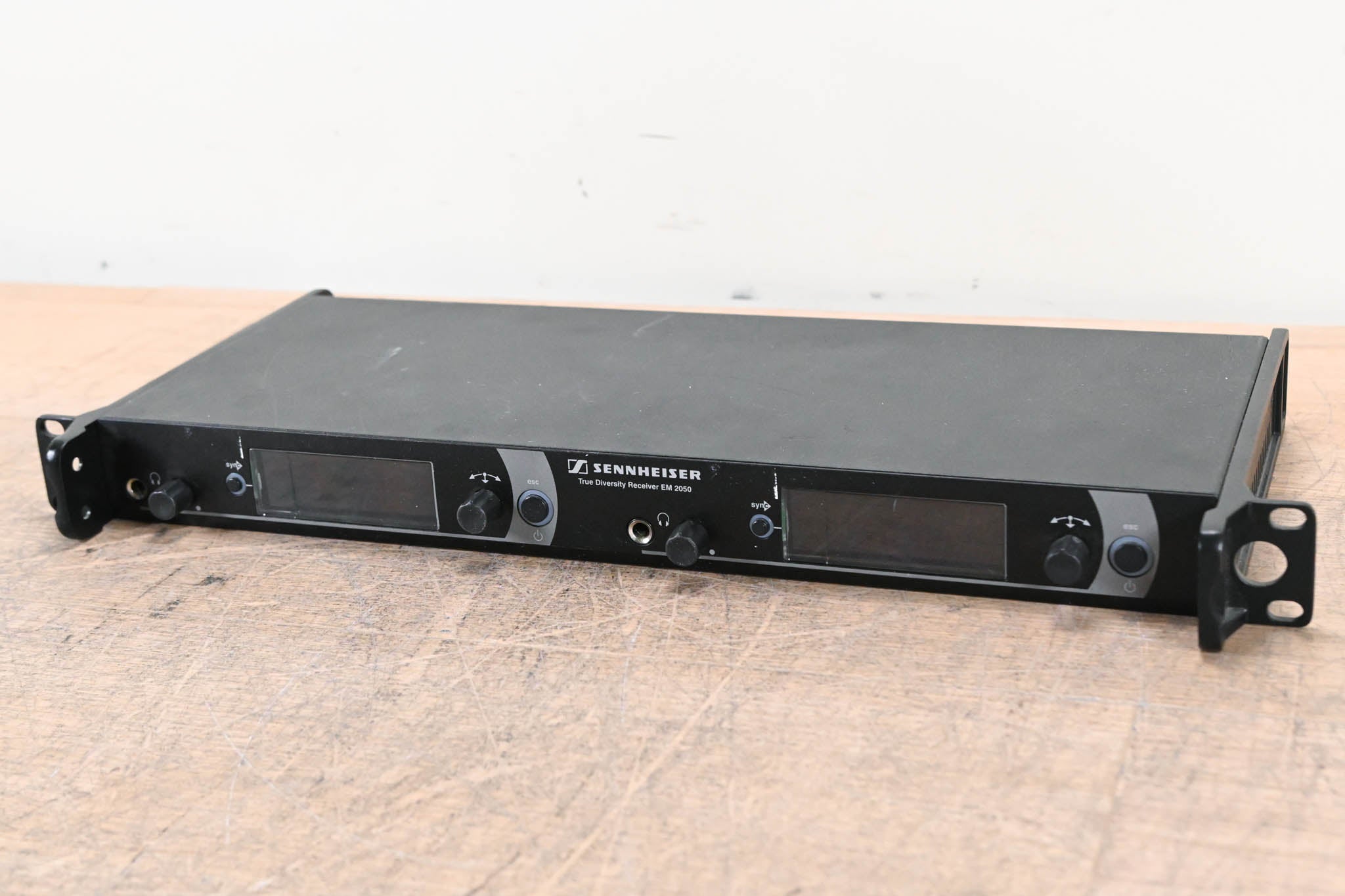 Sennheiser EM 2050 Wireless Receiver with two Handhelds - 516-558 MHz