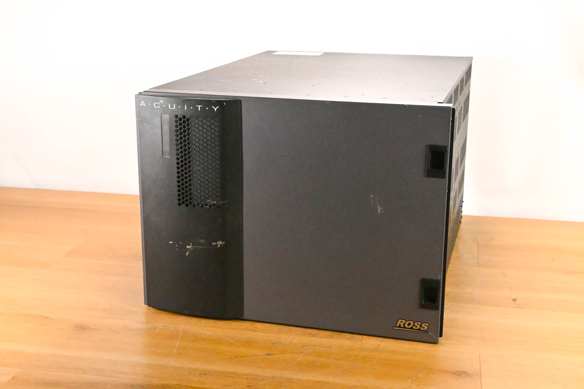 Ross Acuity 8RU Live Production Engine Frame 4 M/E 40x20 I/O