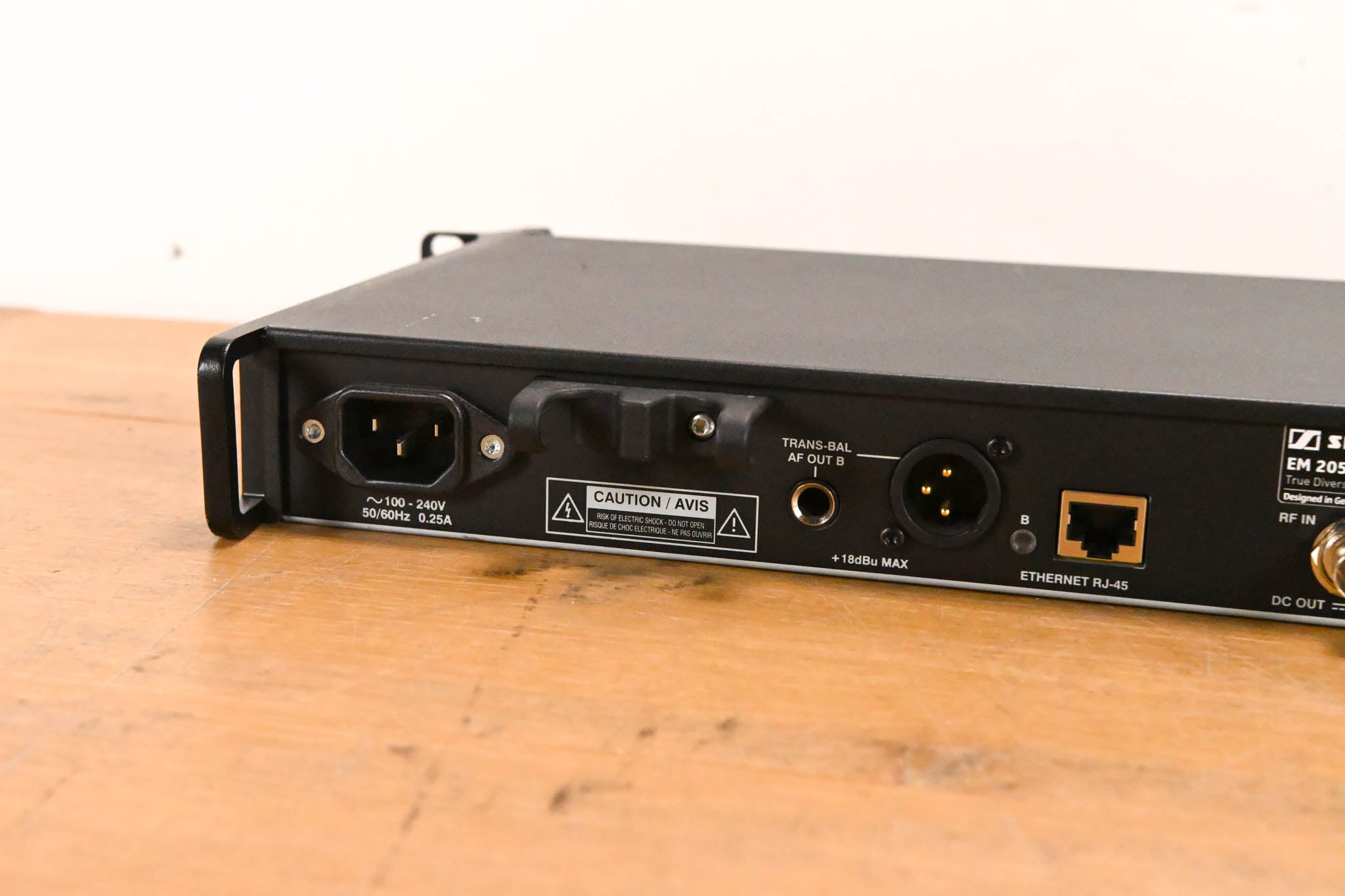 Sennheiser EM 2050 Dual-Channel Wireless Receiver Aw Range: 516-558 MHz