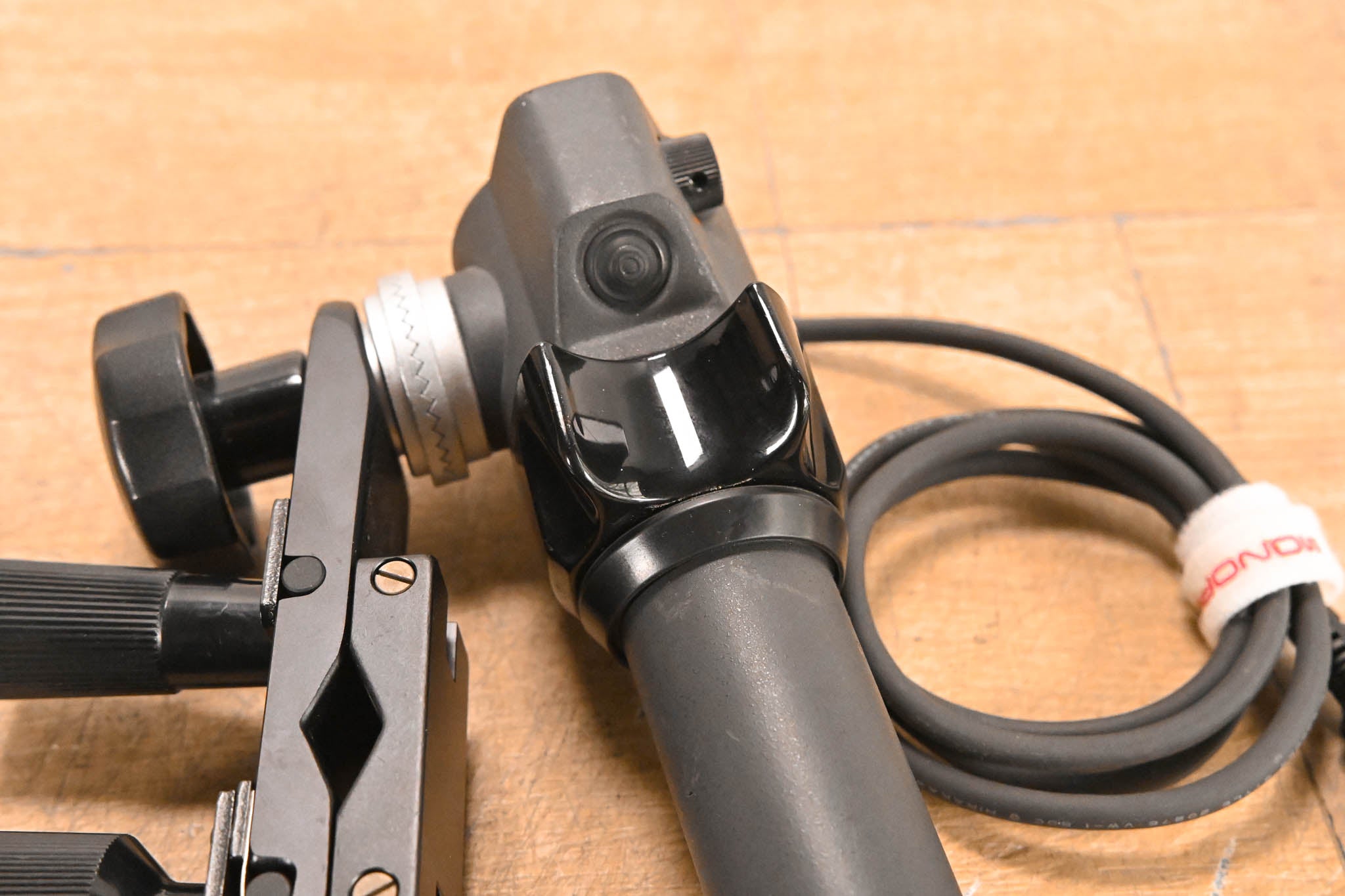 Fujinon ERD-20A-A02 Zoom Demand with MCA-7 Mounting Clamp