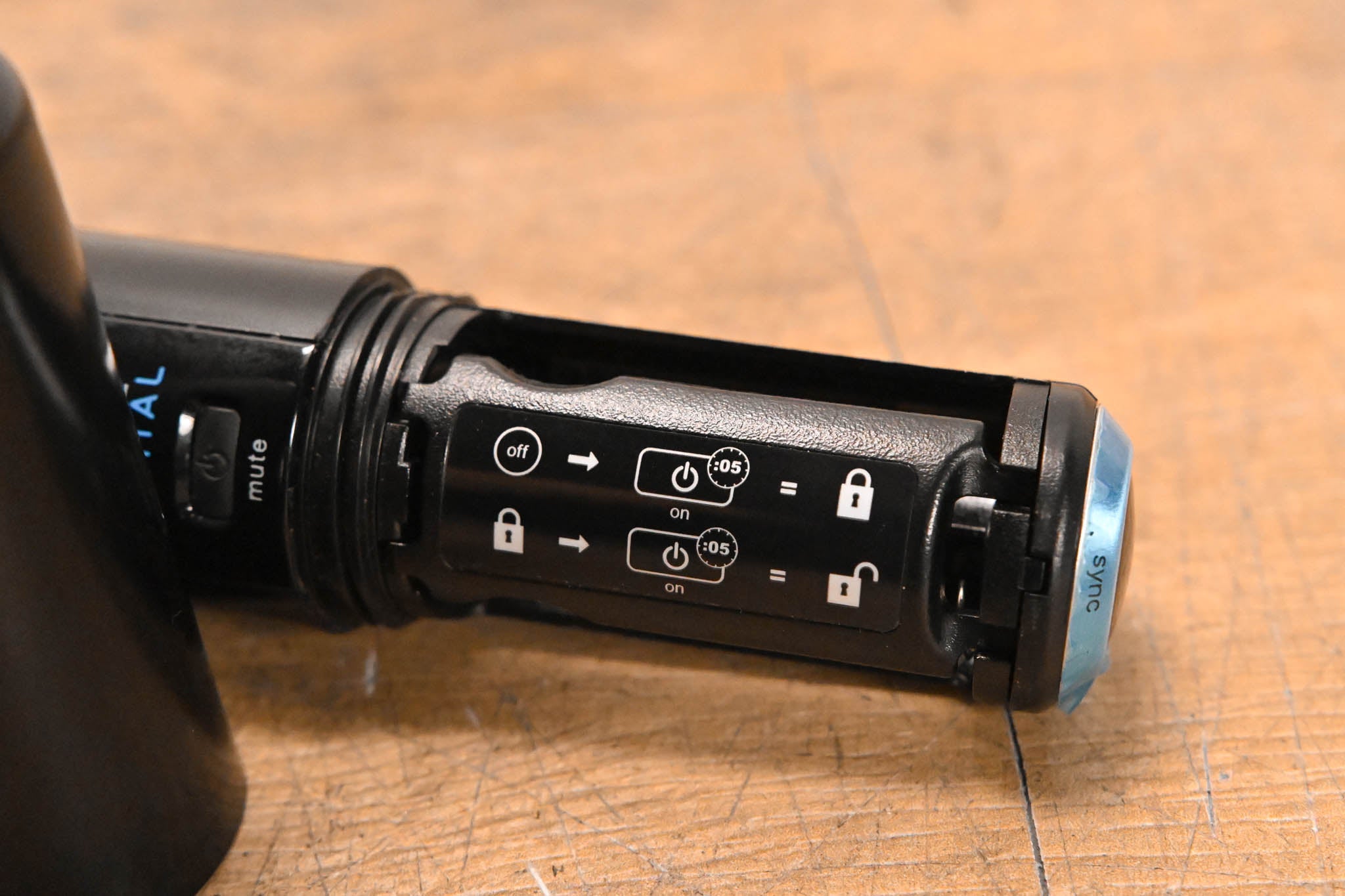 Shure PGXD24/BETA58-X8 Digital Wireless Handheld Microphone System