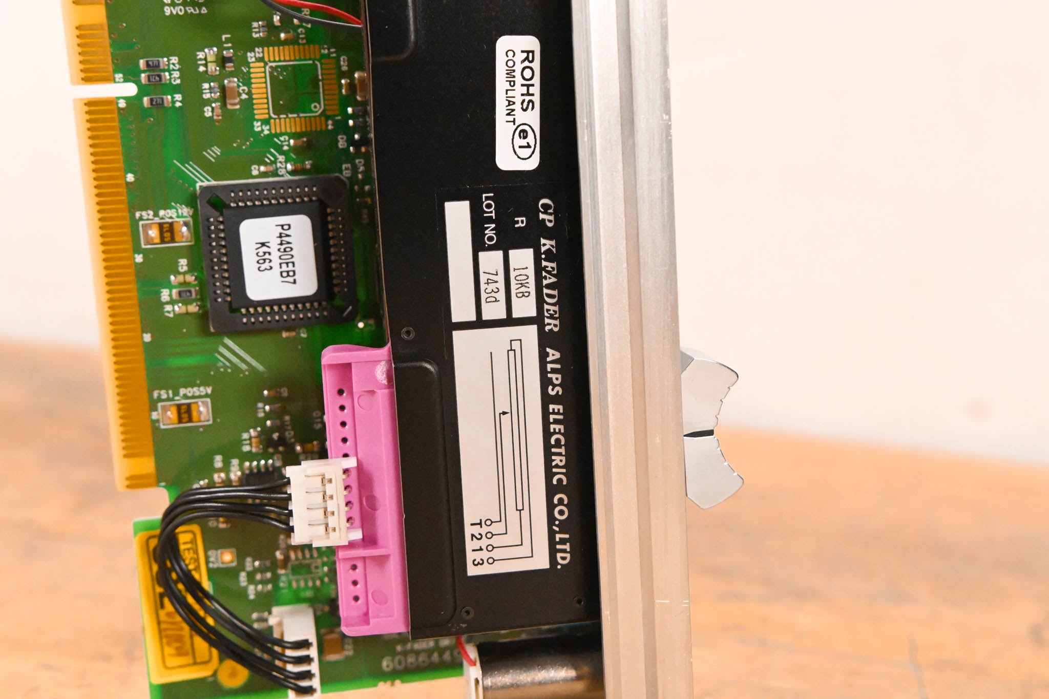 Solid State Logic C300 HD Motorized Fader Module – ALPS K-Fader Assembly