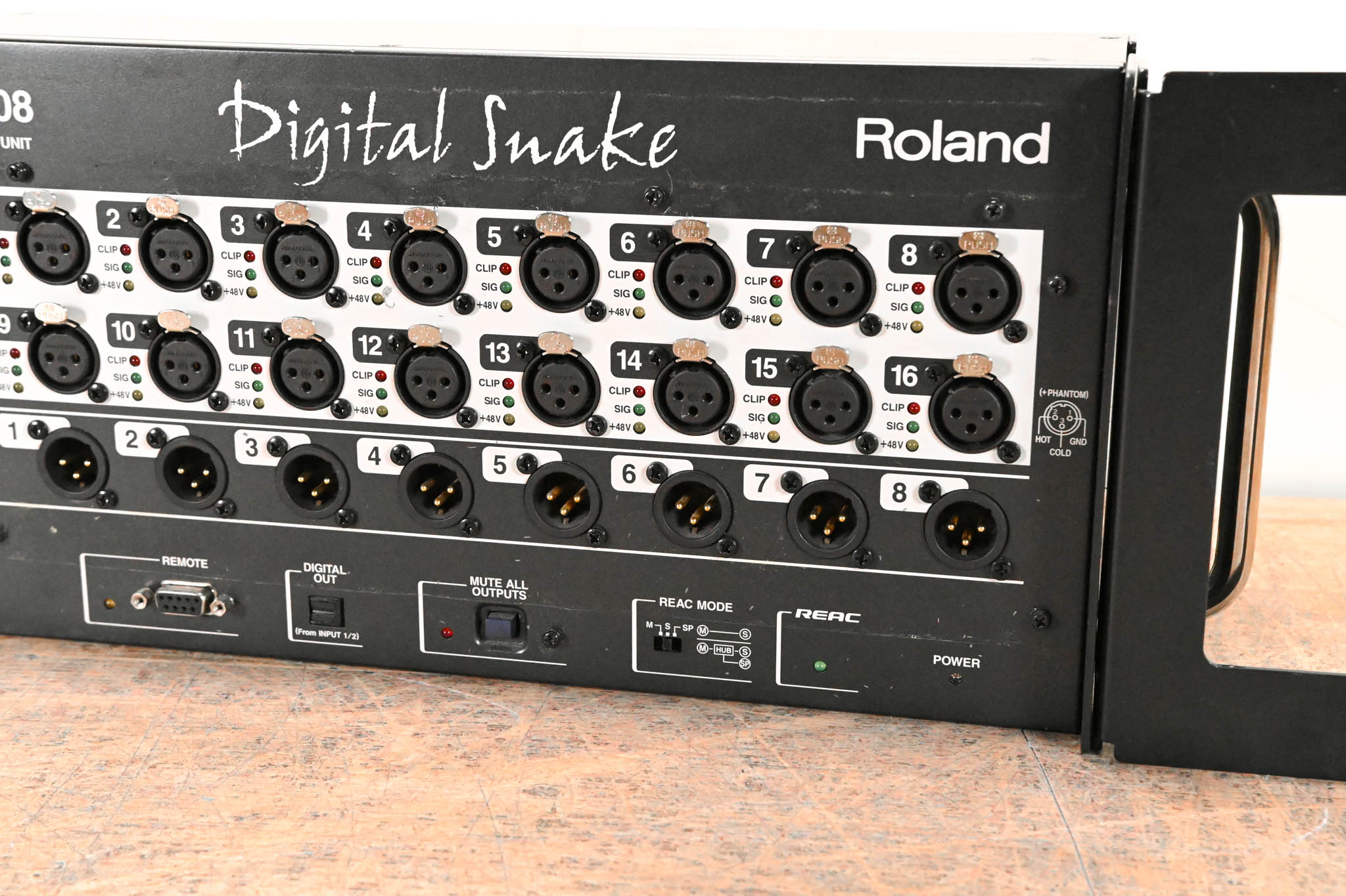 Roland S-1608 16 x 8 Stage Unit