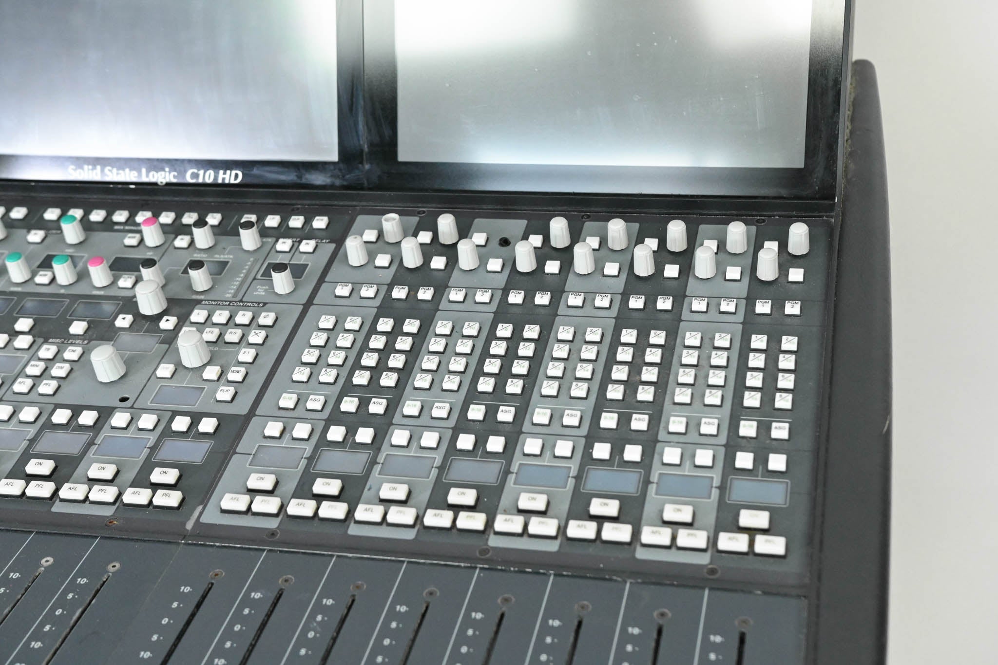 Solid State Logic C10 HD 32-Channel Digital Broadcast Console Surface