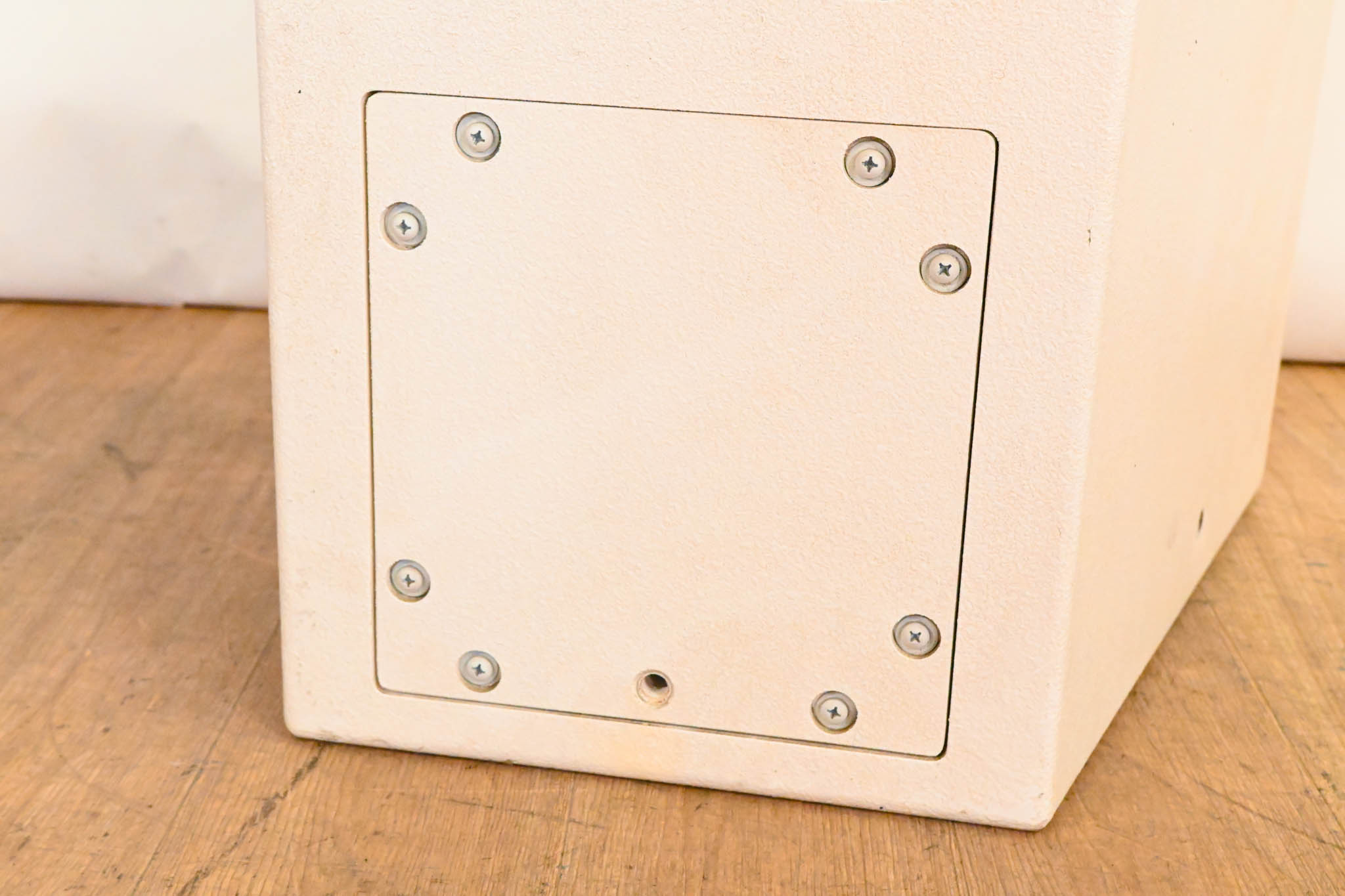 EAW AS460 2-Way Passive Mid/High Loudspeaker