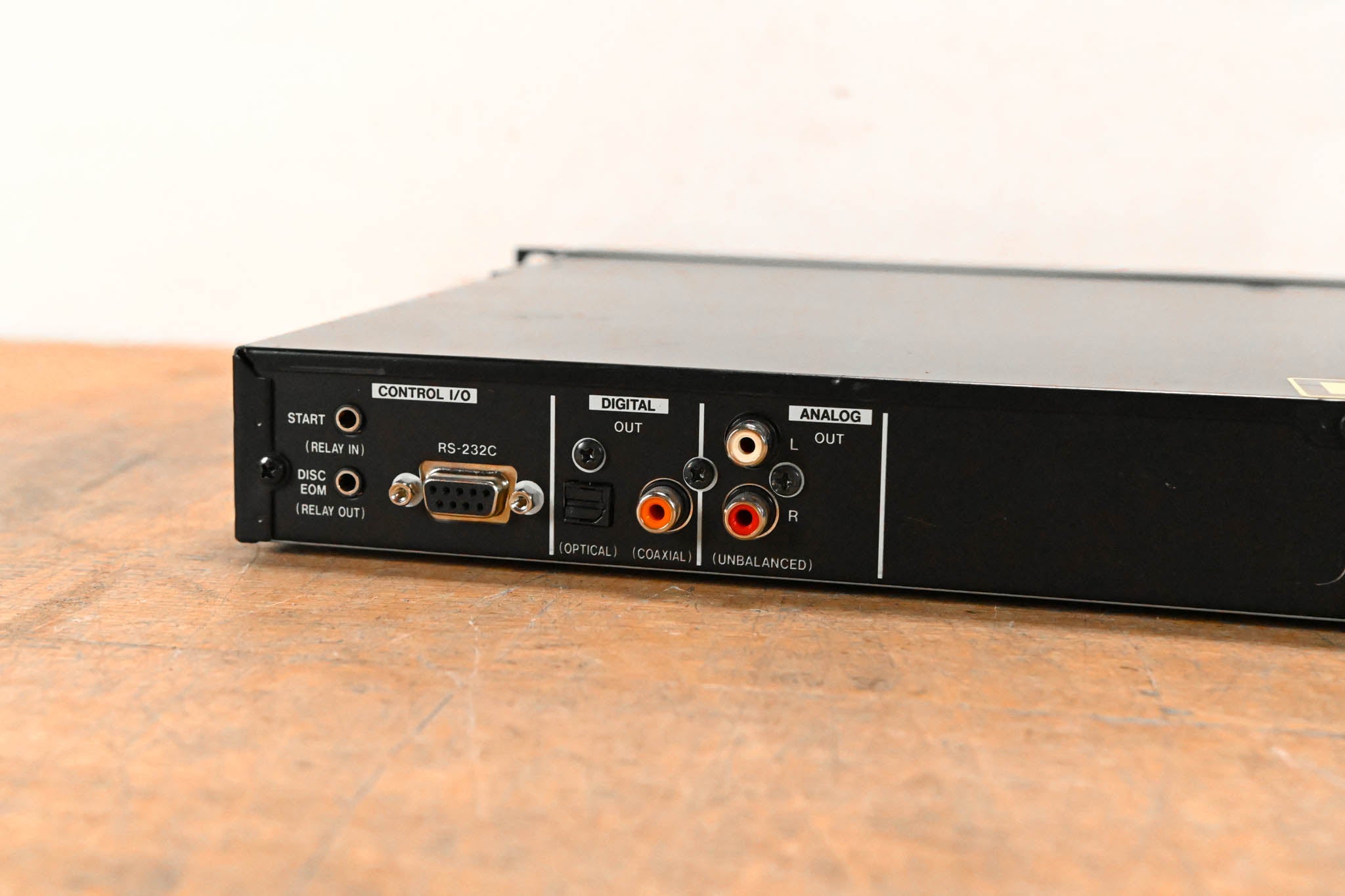 TASCAM CD-500 Rack-Mountable CD Player
