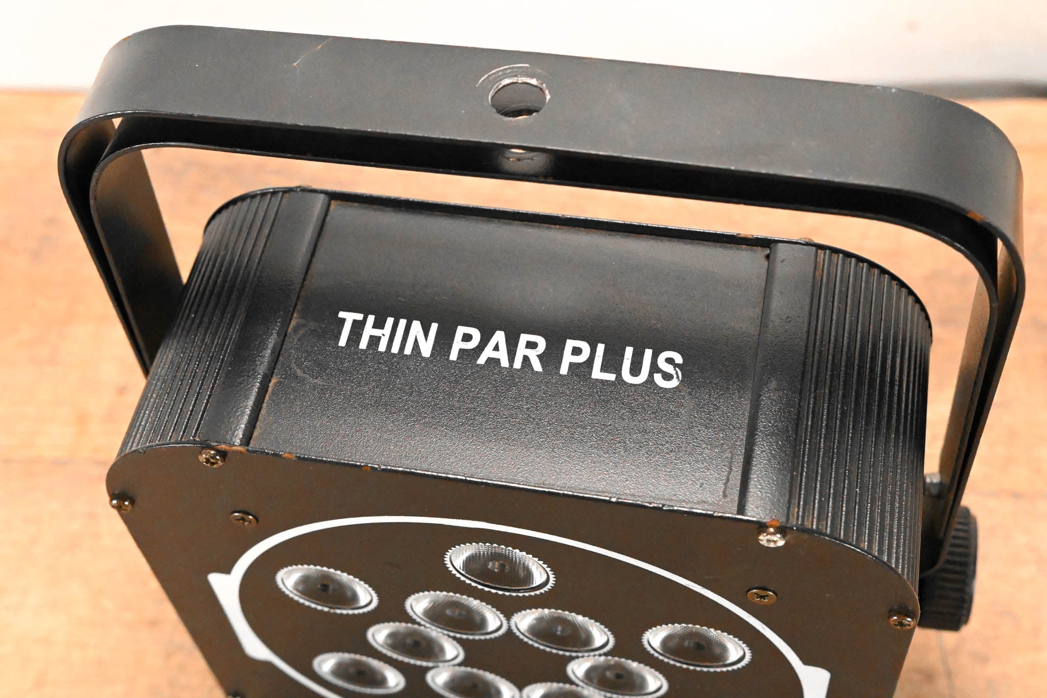 OmniSistem Thin Par Plus RGBW 6 x 10W RGBA Par Can Light
