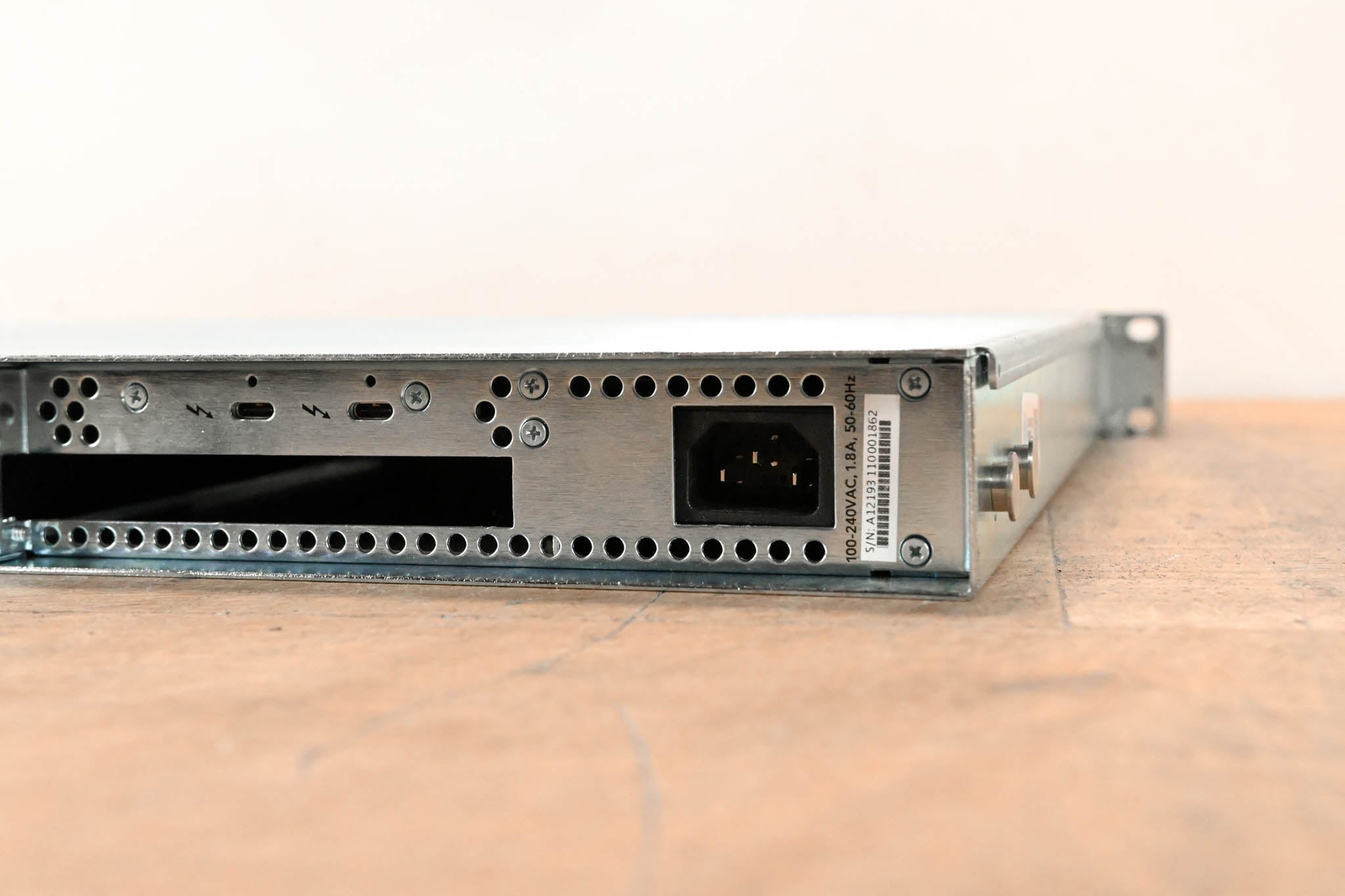 AVID Pro Tools | HDX Thunderbolt 3 Rackmount Chassis