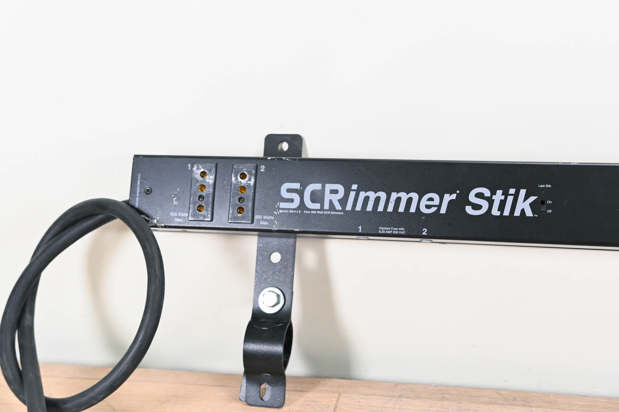 Electronics Diversified, Inc. SCRimmer Stik SS-4x6 4-Output Dimmer