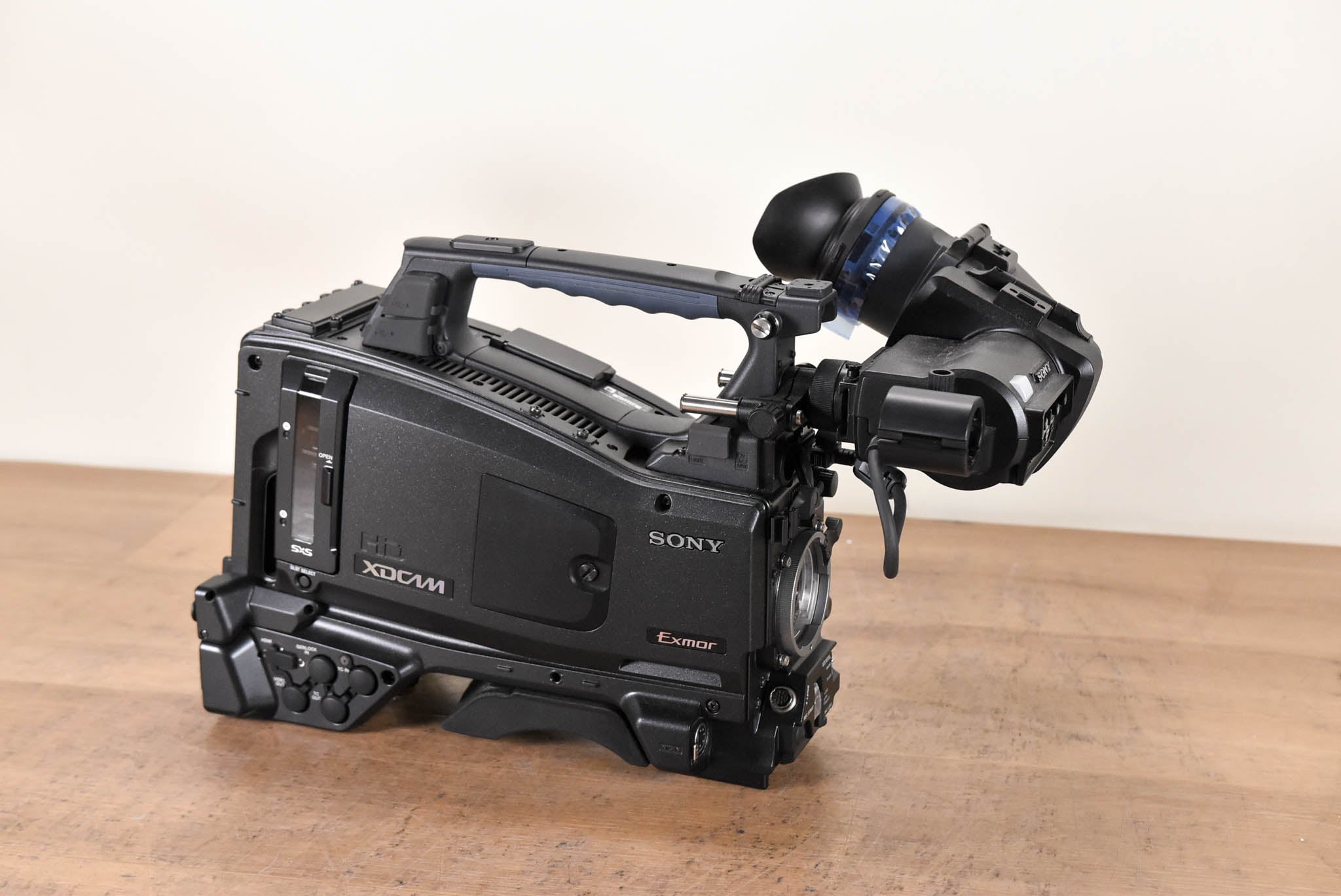 Sony PXW-X320 XDCAM Solid State Memory Camcorder