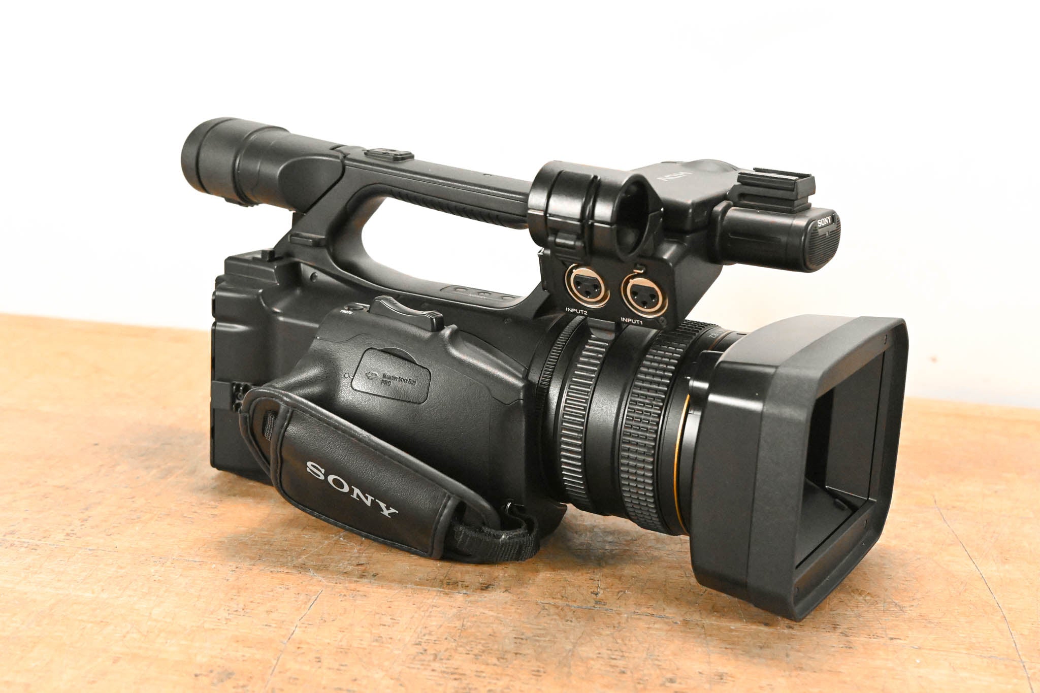 Sony HVR-Z5U Professional 1/3" 3-CMOS HDV Camcorder