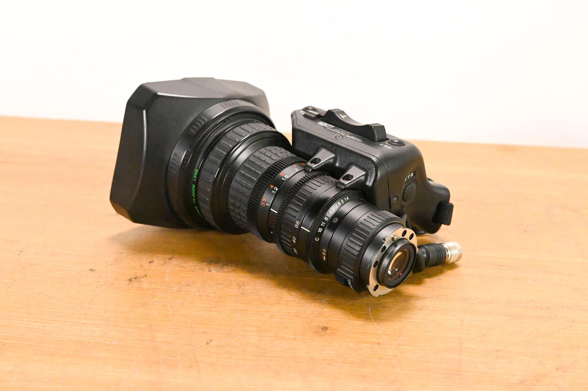 Fujinon Th16x5.5BRMU 1/3" Broadcast Zoom Lens - 1:1.4/5.5-88mm