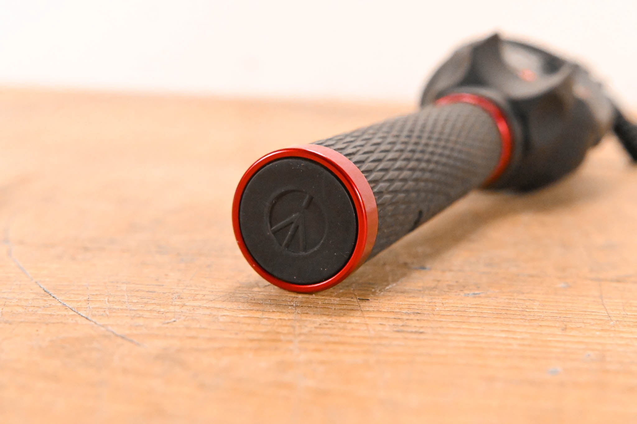 Manfrotto MVR901EPLA Pan-Bar Remote Control for Cameras with LANC