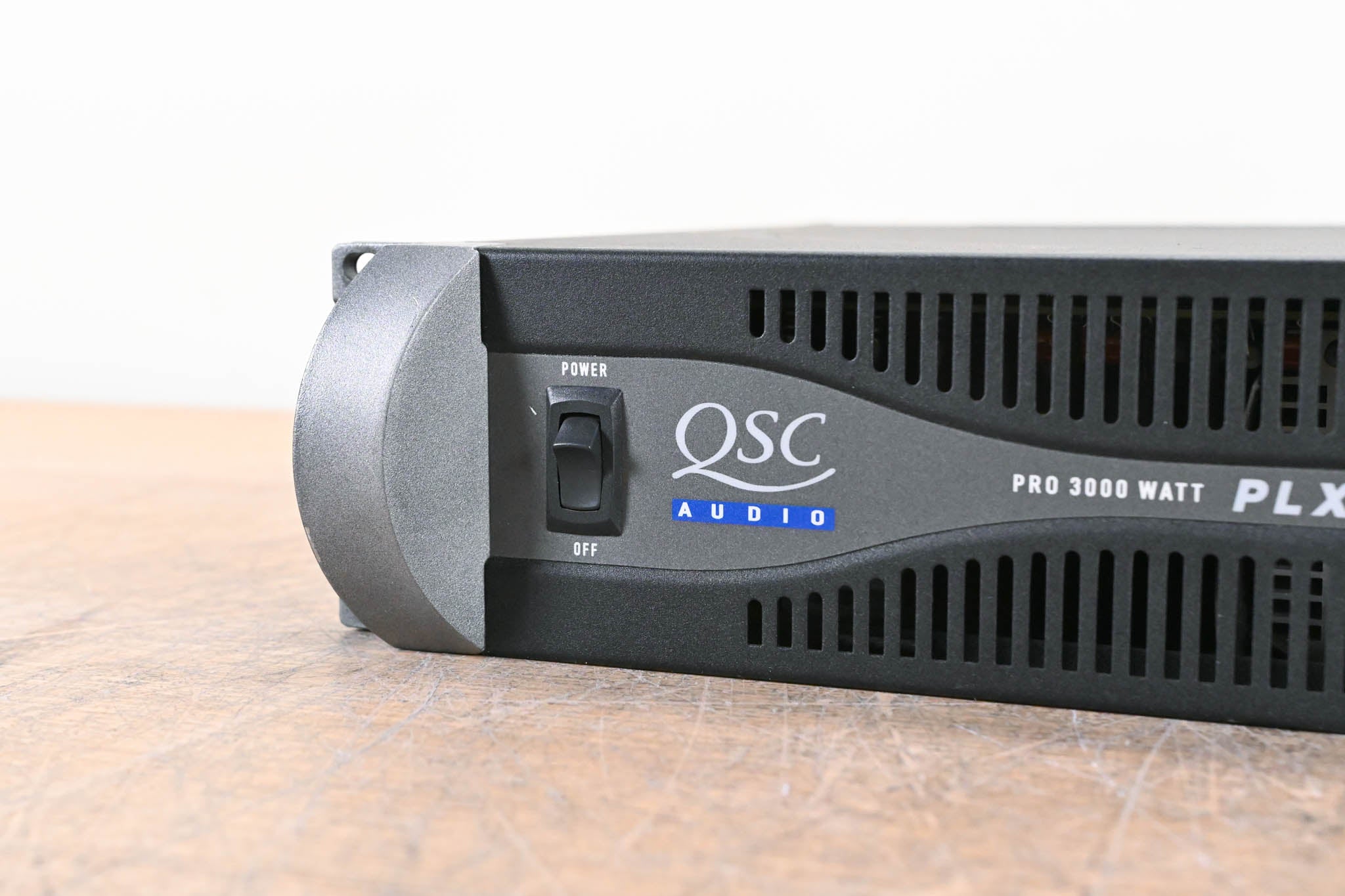 QSC PLX3002 2-Channel Power Amplifier