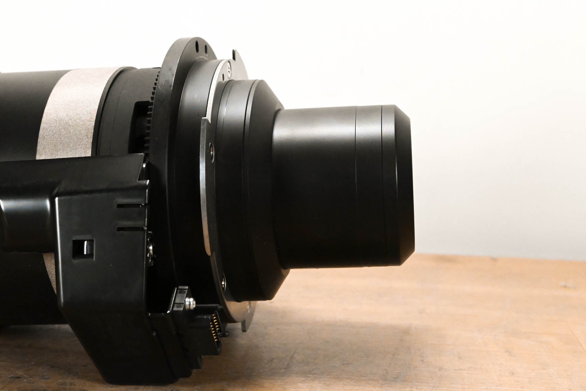Panasonic ET-D75LE20 3-Chip DLP Projector Zoom Lens